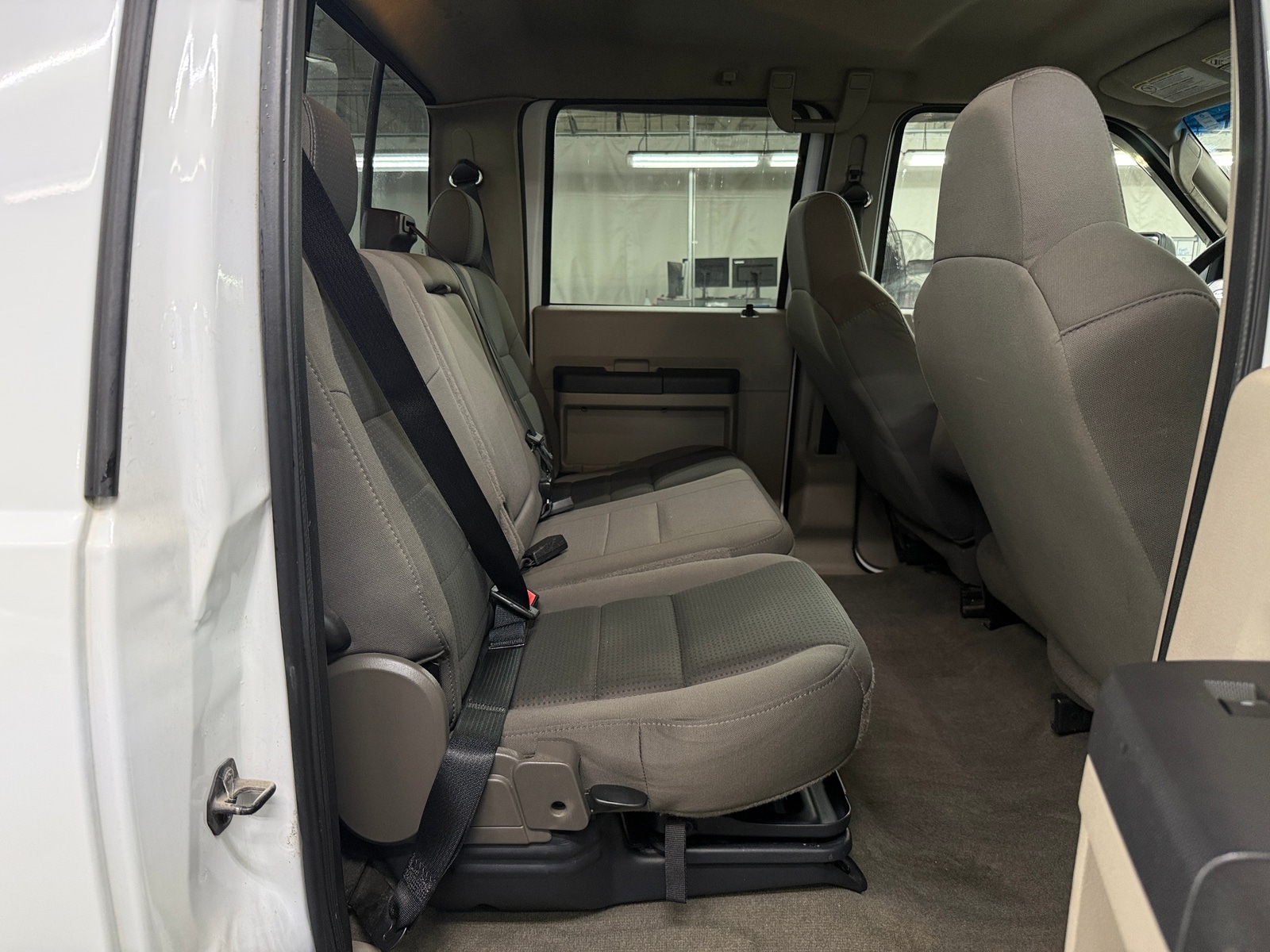 Thumbnail: 2010 Ford Econoline - 6