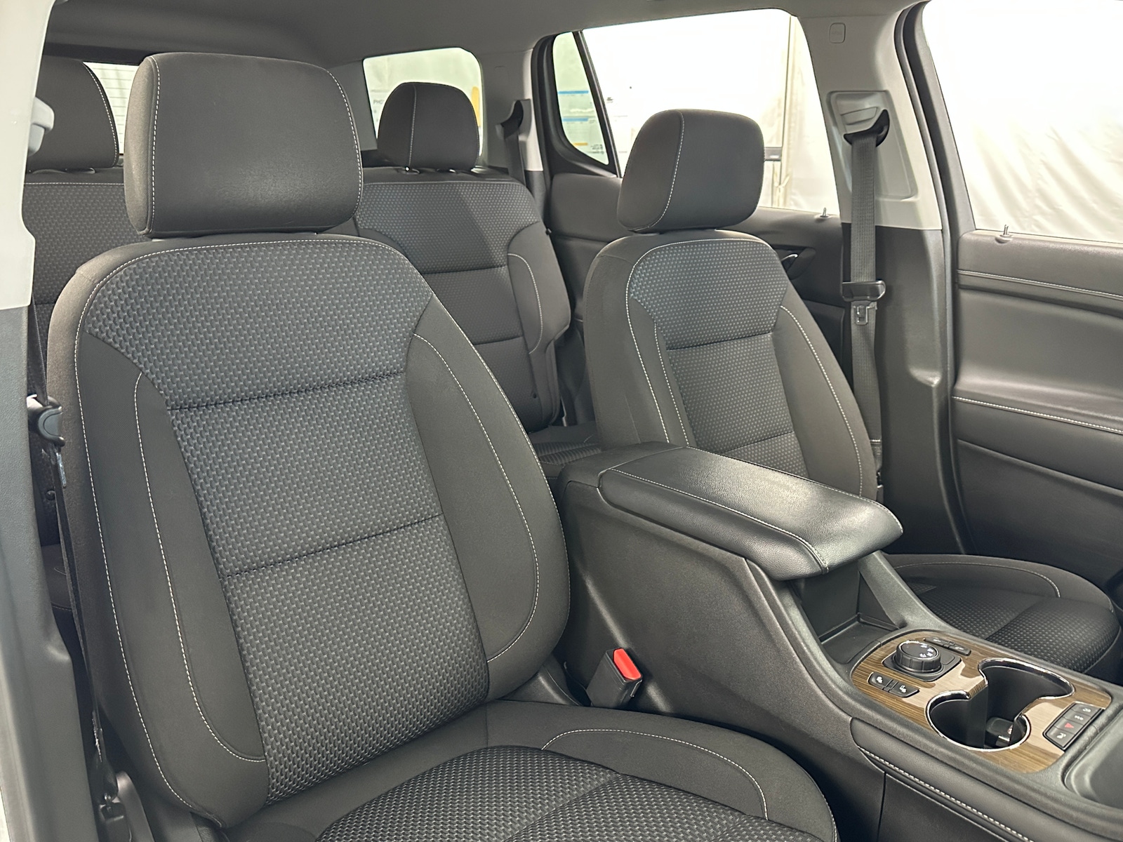 Thumbnail: 2023 GMC Acadia - 2