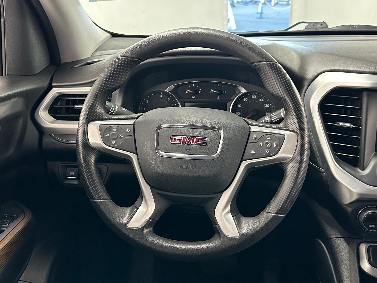 Thumbnail: 2023 GMC Acadia - 5