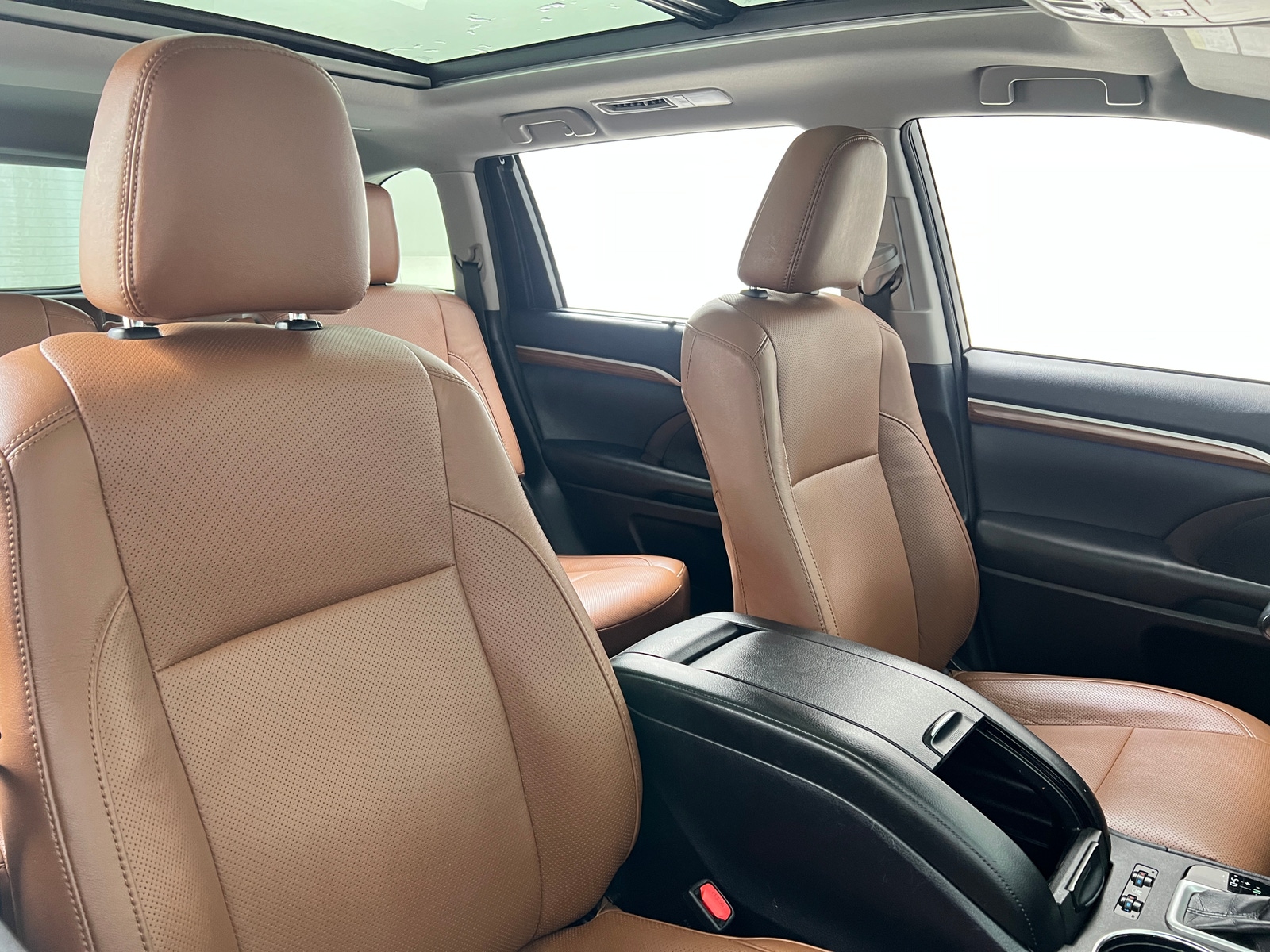 Thumbnail: 2018 Toyota Highlander - 2
