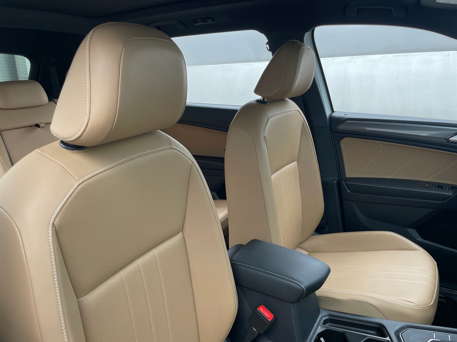 Thumbnail: 2023 Volkswagen Tiguan - 2