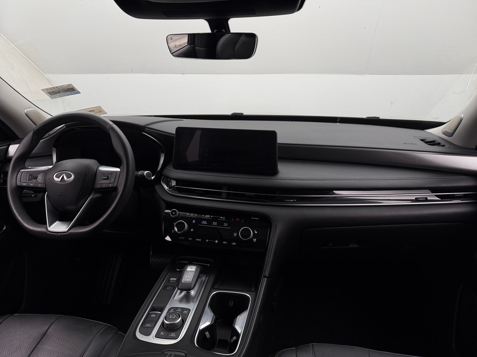 Thumbnail: 2023 INFINITI QX60 - 2