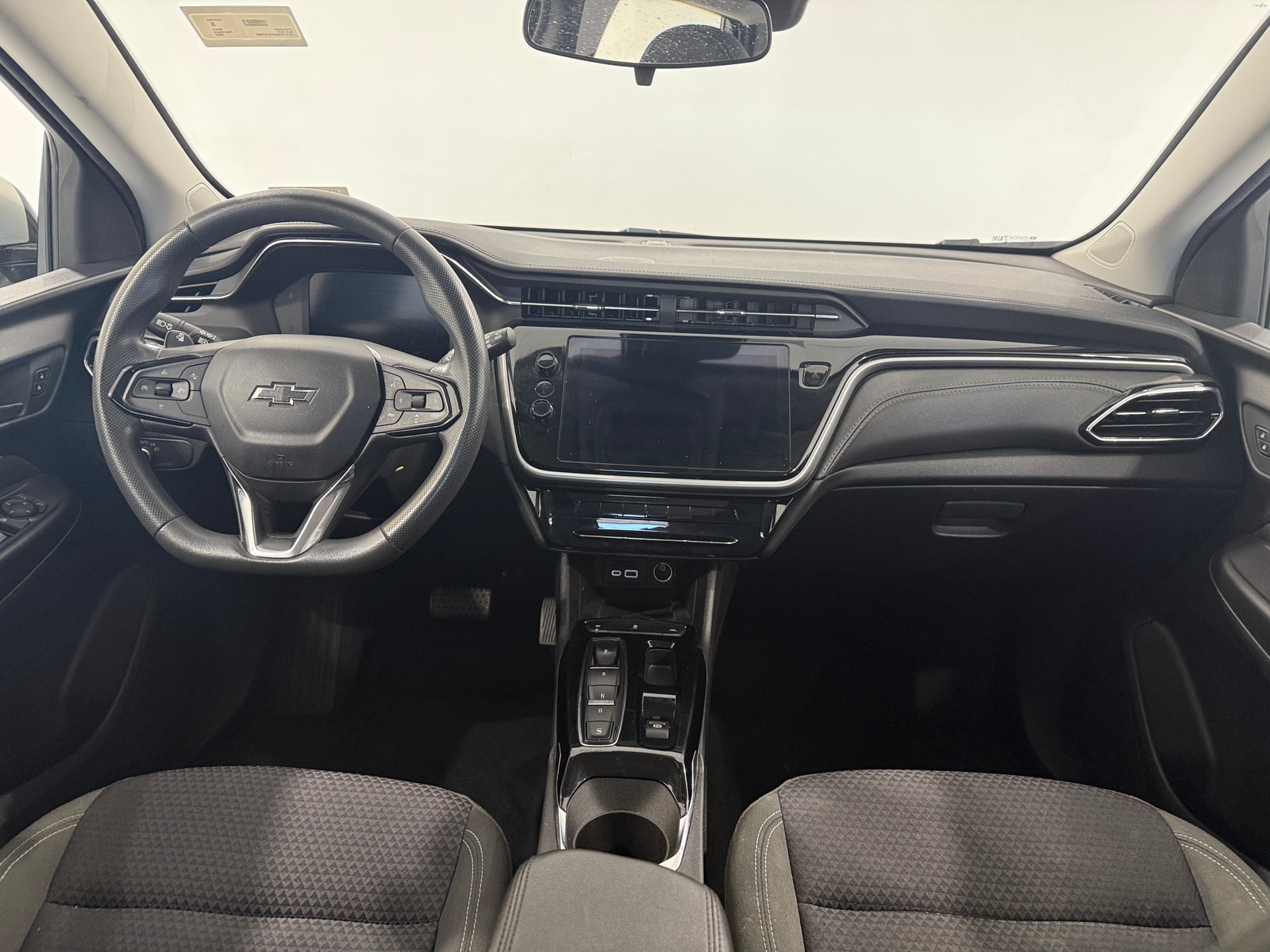 Thumbnail: 2023 Chevrolet Bolt EUV - 3