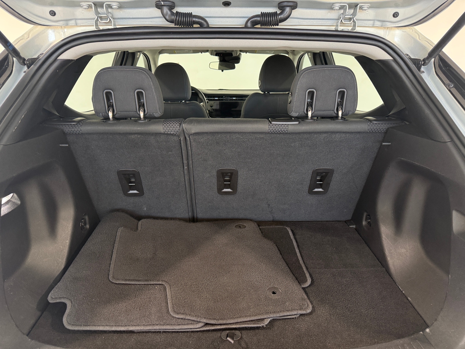 Thumbnail: 2023 Chevrolet Bolt EUV - 7