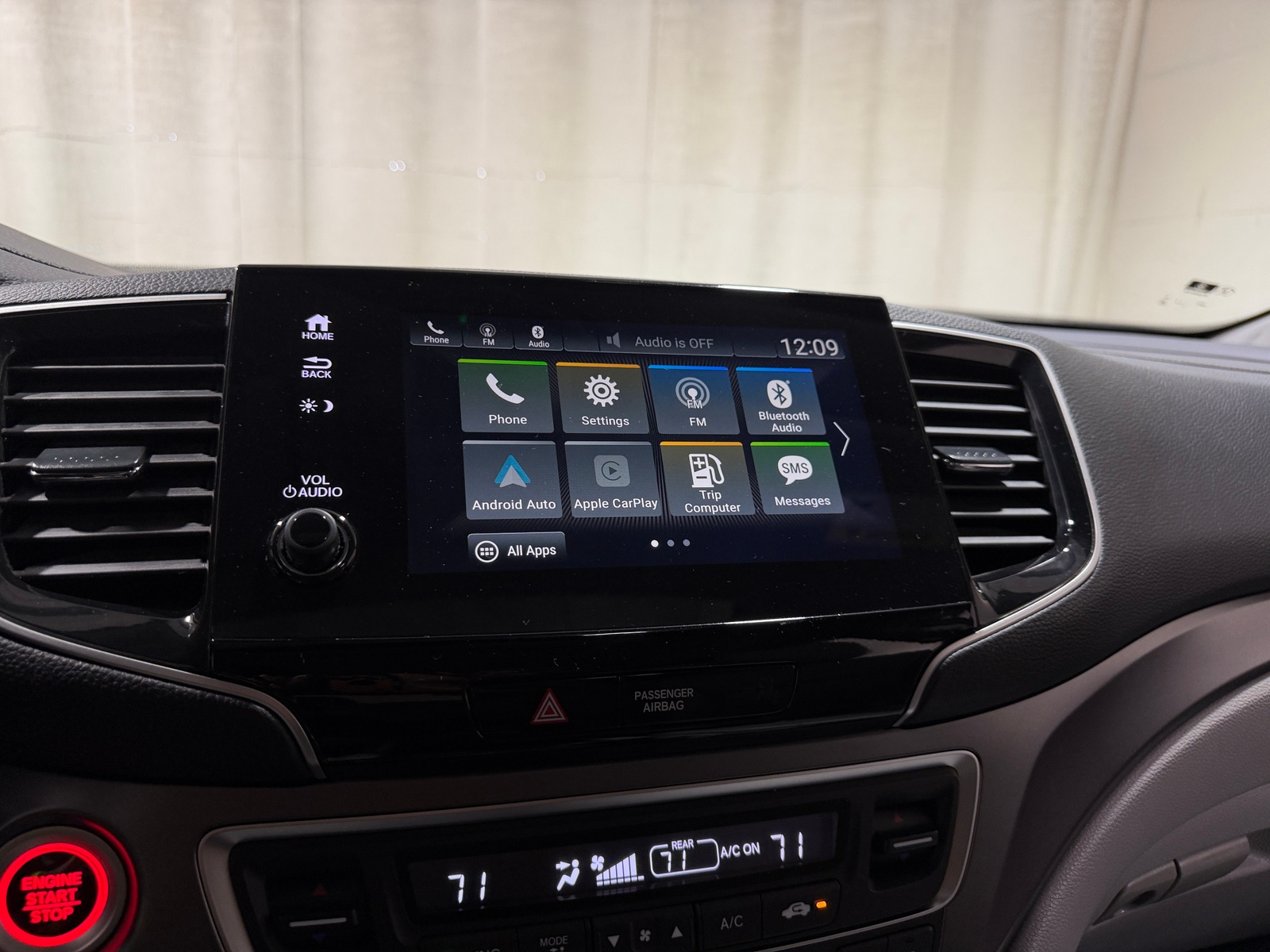 Thumbnail: 2019 Honda Pilot - 3