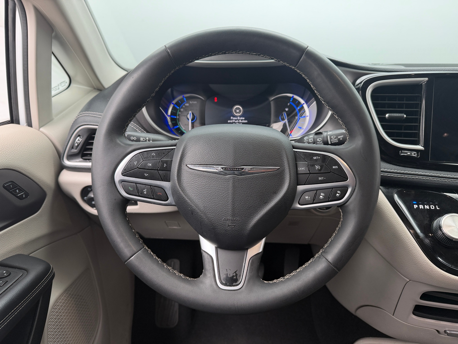 Thumbnail: 2024 Chrysler Pacifica - 4