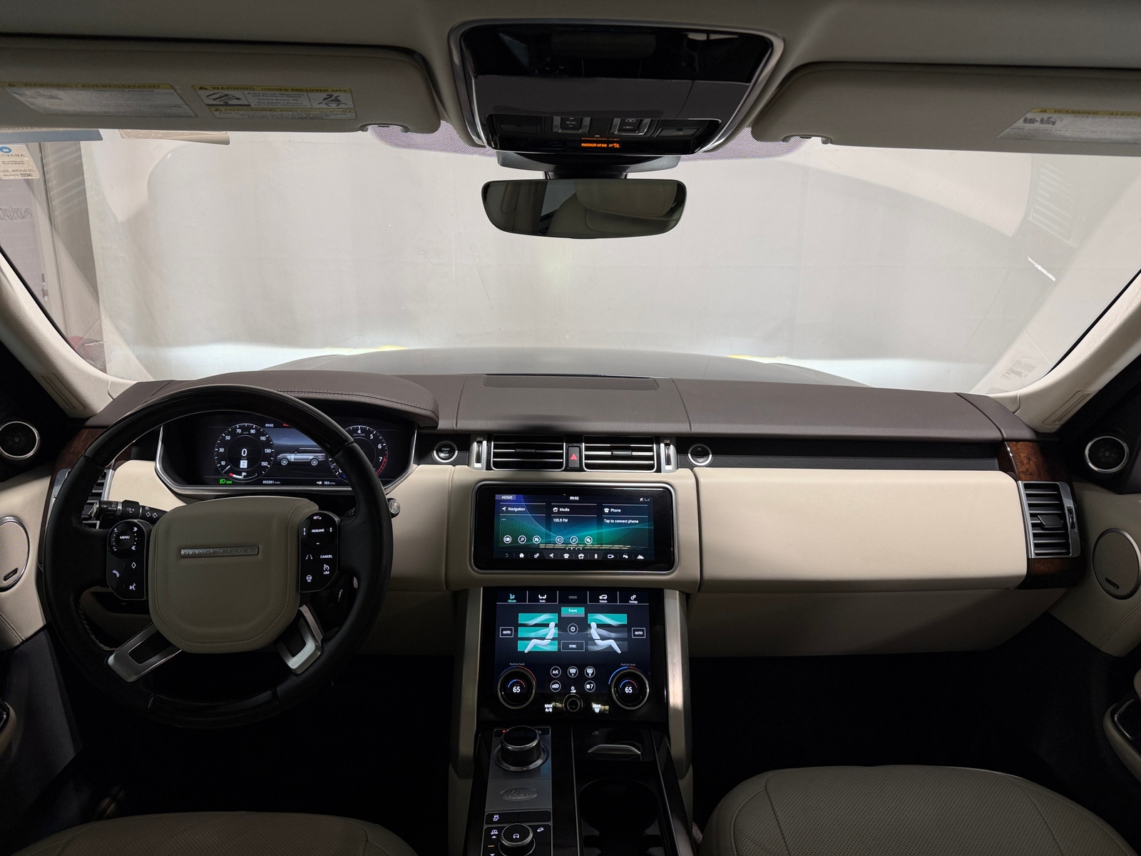 Thumbnail: 2019 Land Rover Range Rover - 3