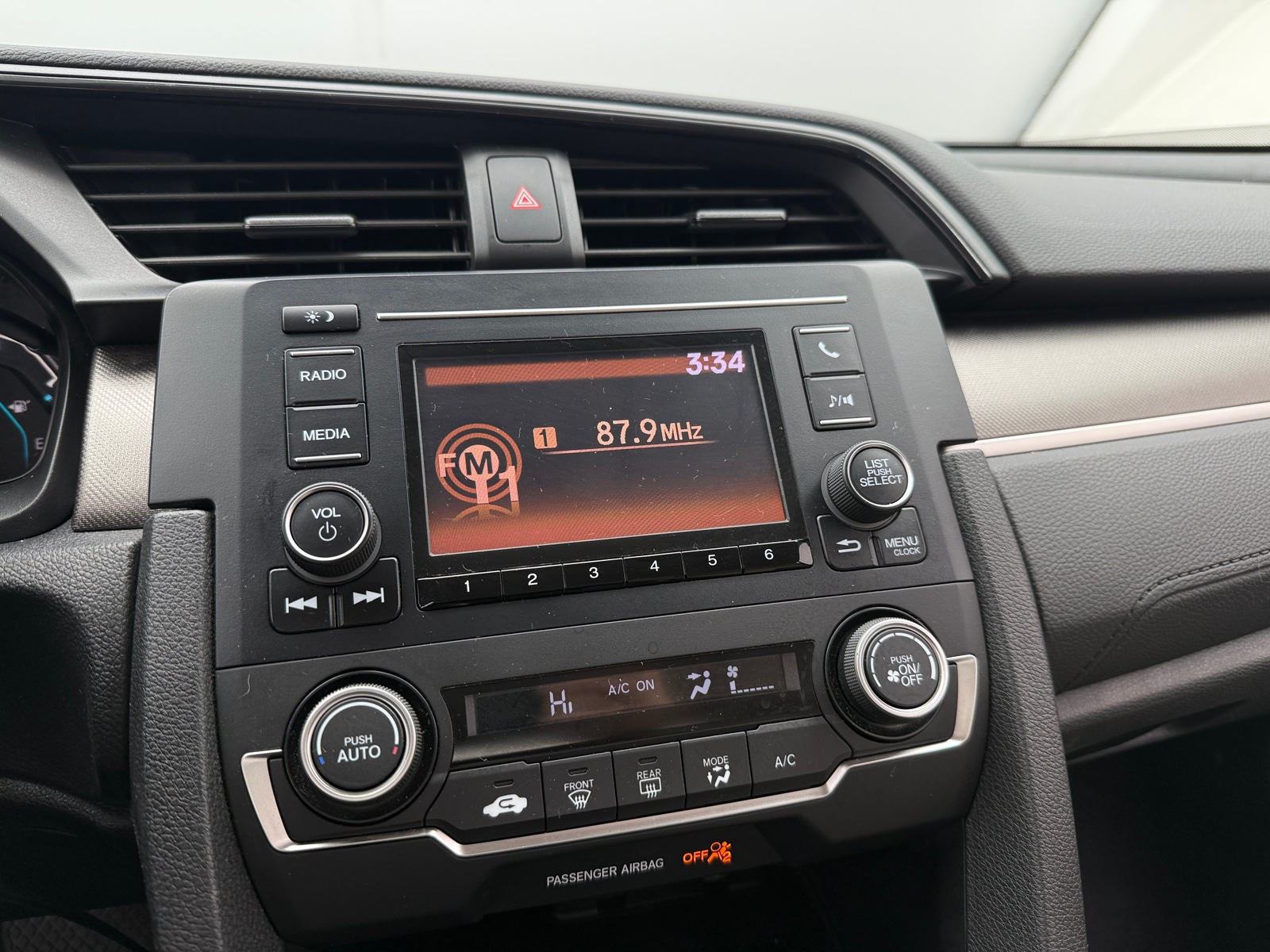 Thumbnail: 2019 Honda Civic - 4