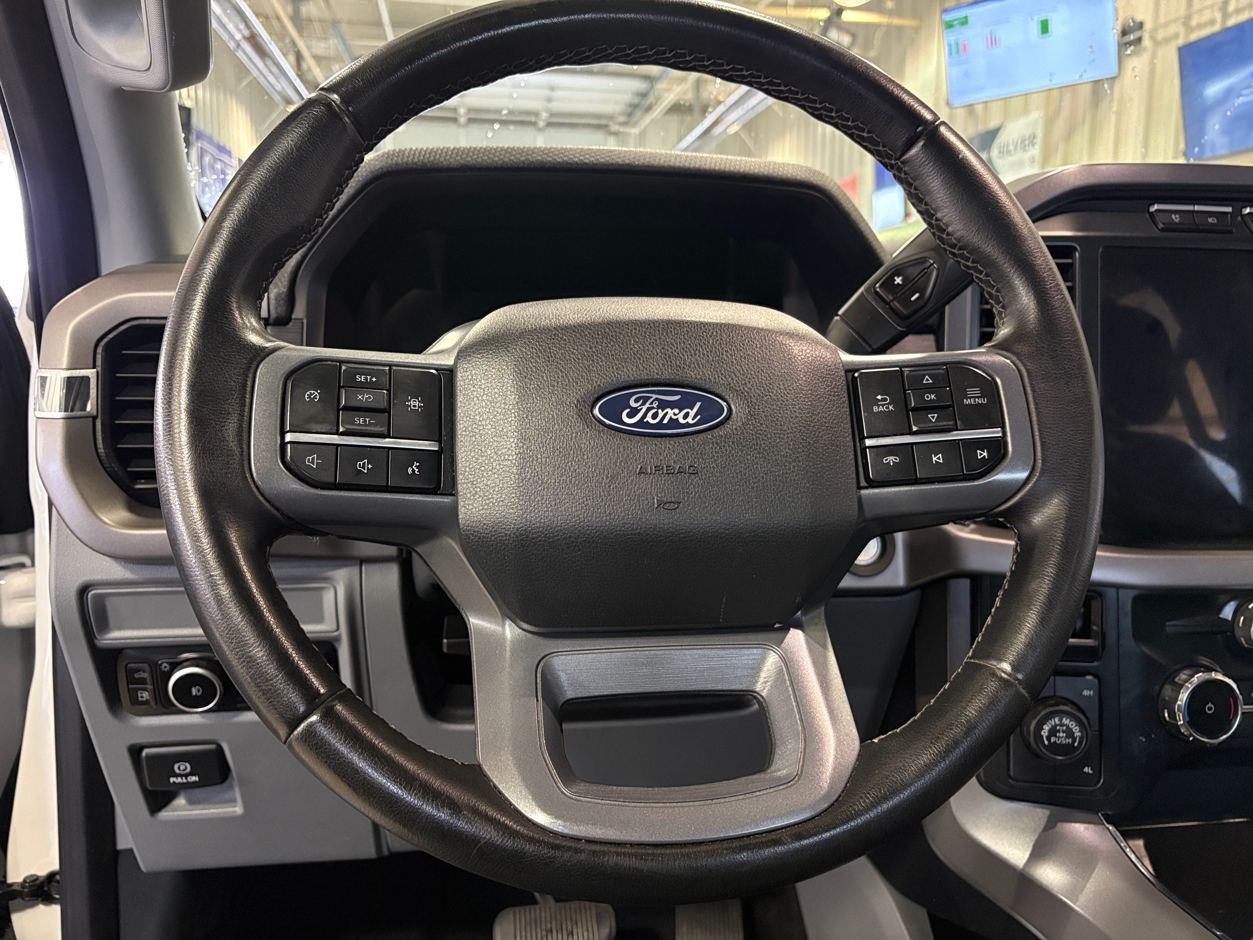 2024 Ford F-150 XLT - Photo 9