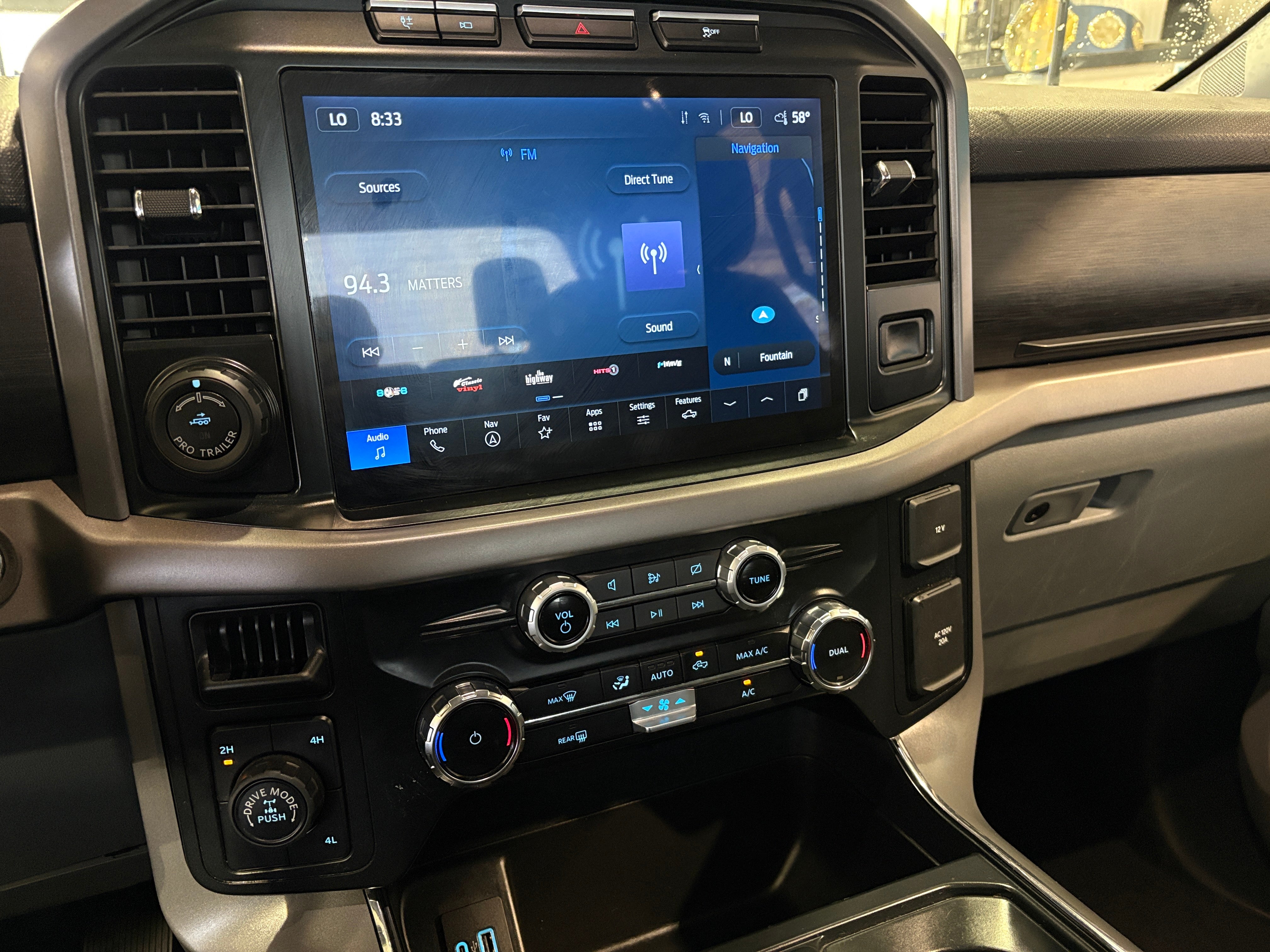 2024 Ford F-150 XLT - Photo 17