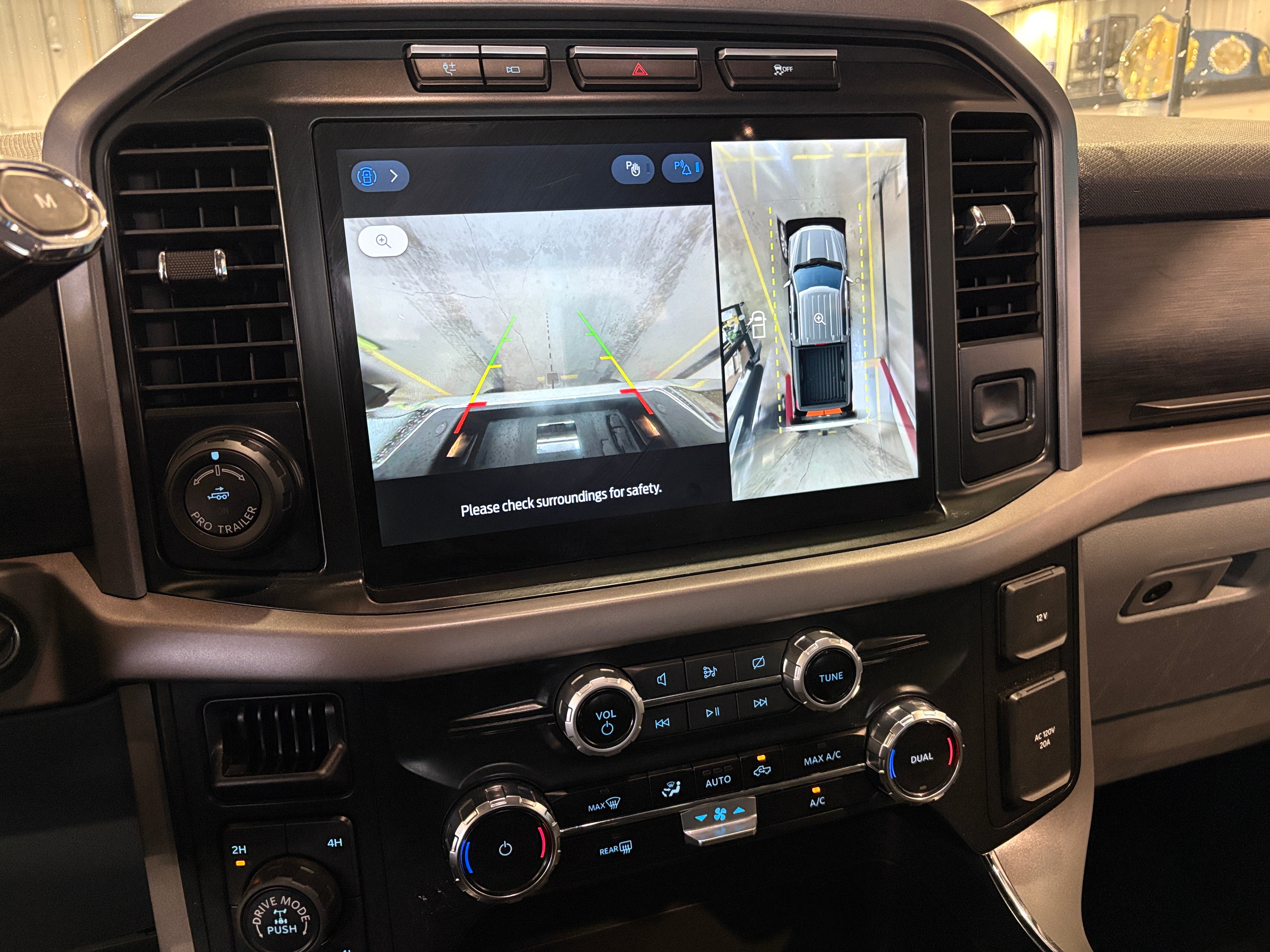 2024 Ford F-150 XLT - Photo 19