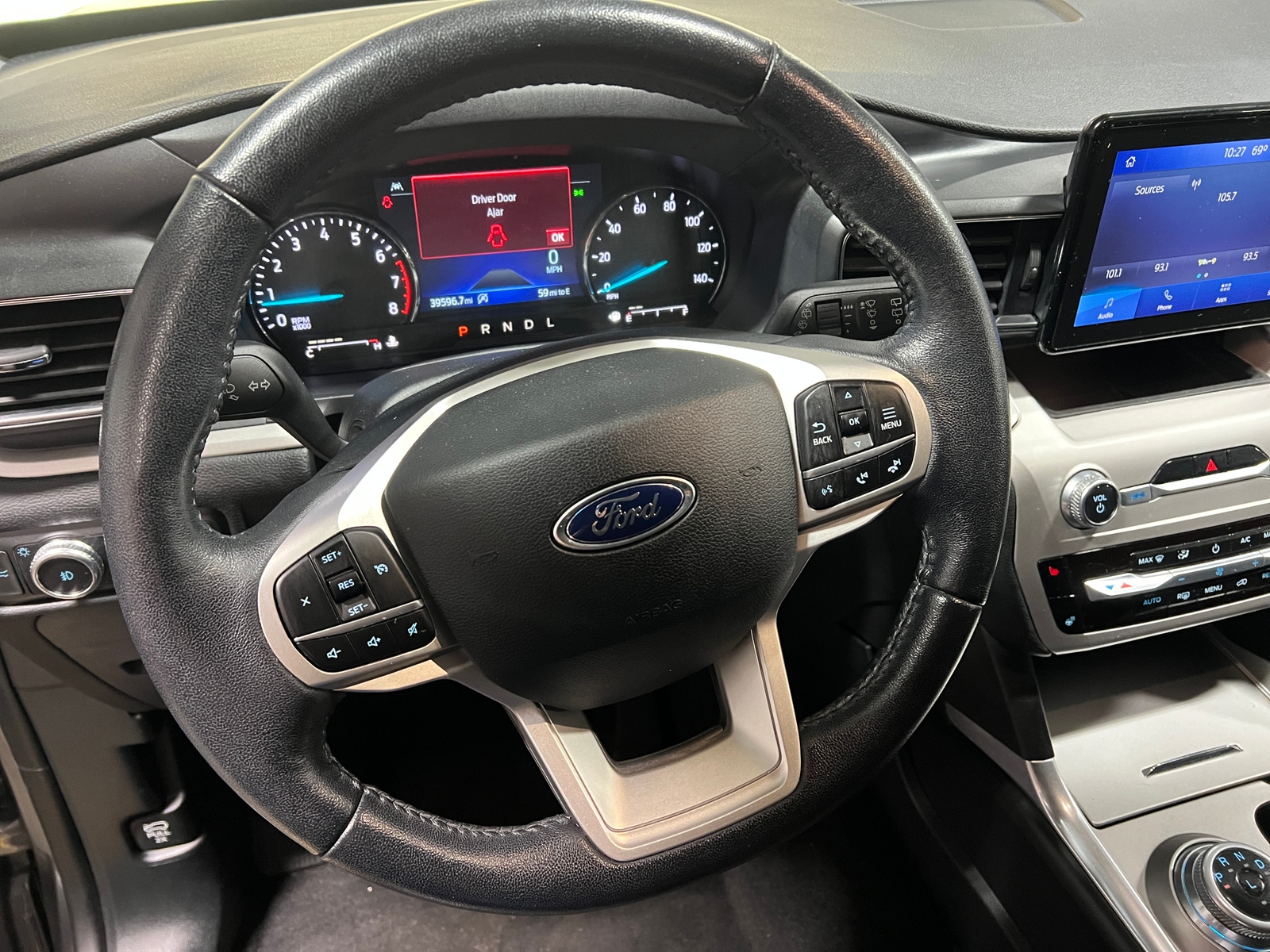 Thumbnail: 2021 Ford Explorer - 4