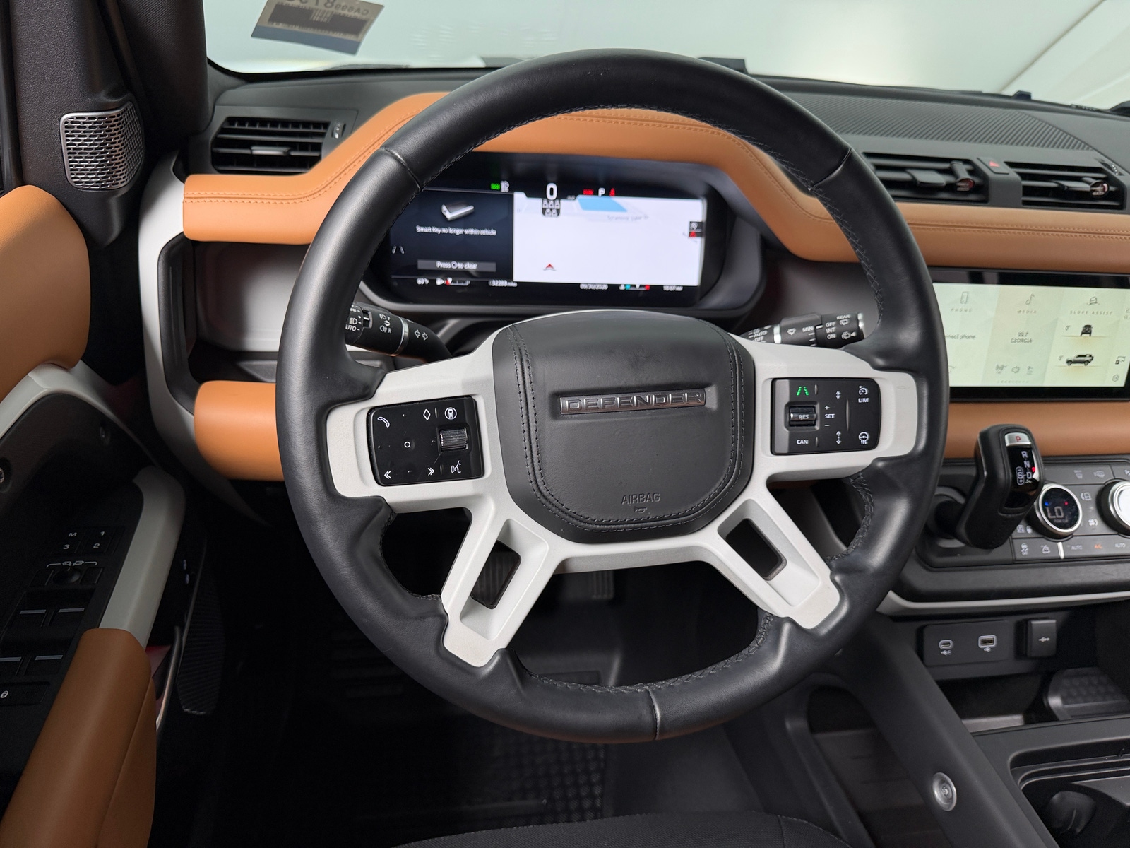 Thumbnail: 2024 Land Rover Defender - 5
