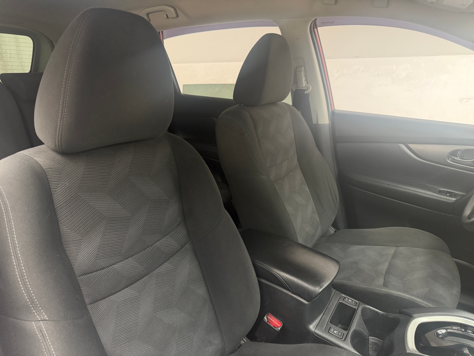 Thumbnail: 2016 Nissan Rogue - 2