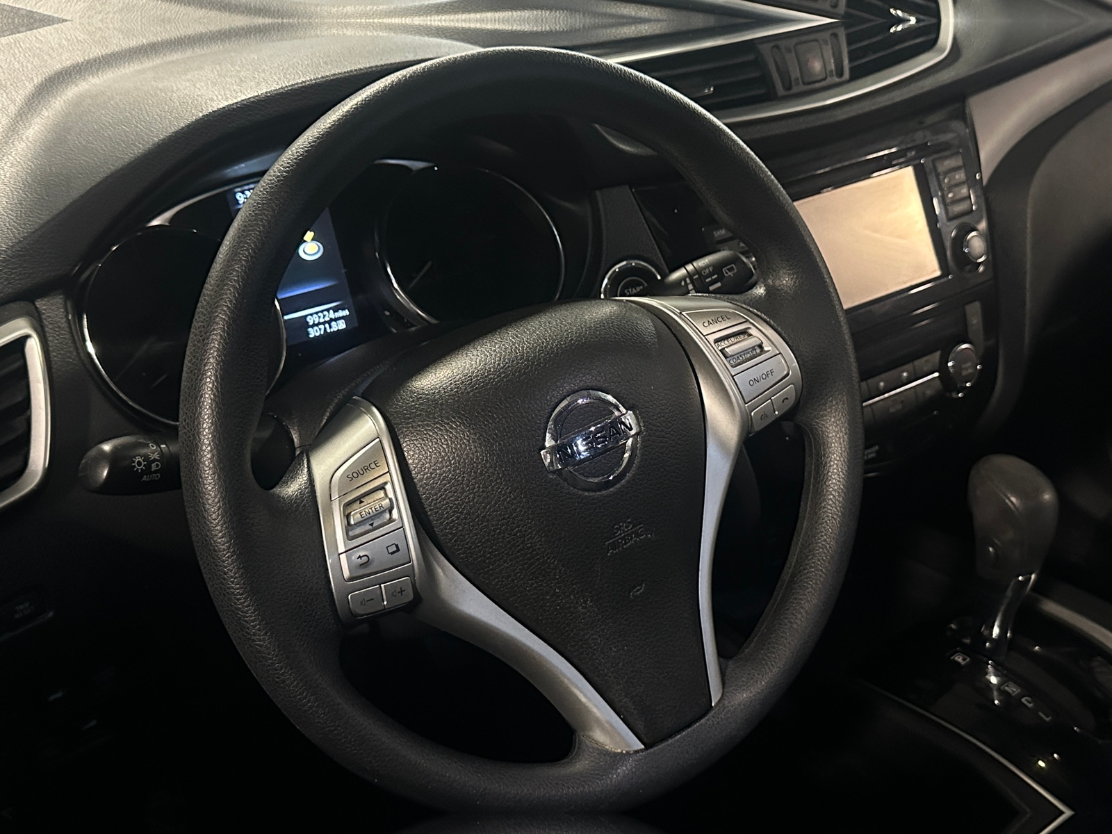 Thumbnail: 2016 Nissan Rogue - 5