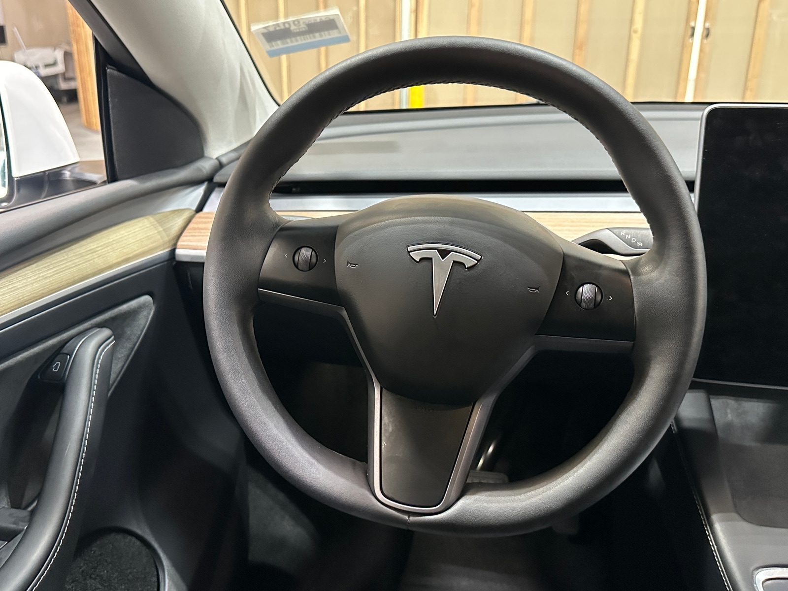 Thumbnail: 2023 Tesla Model Y - 4