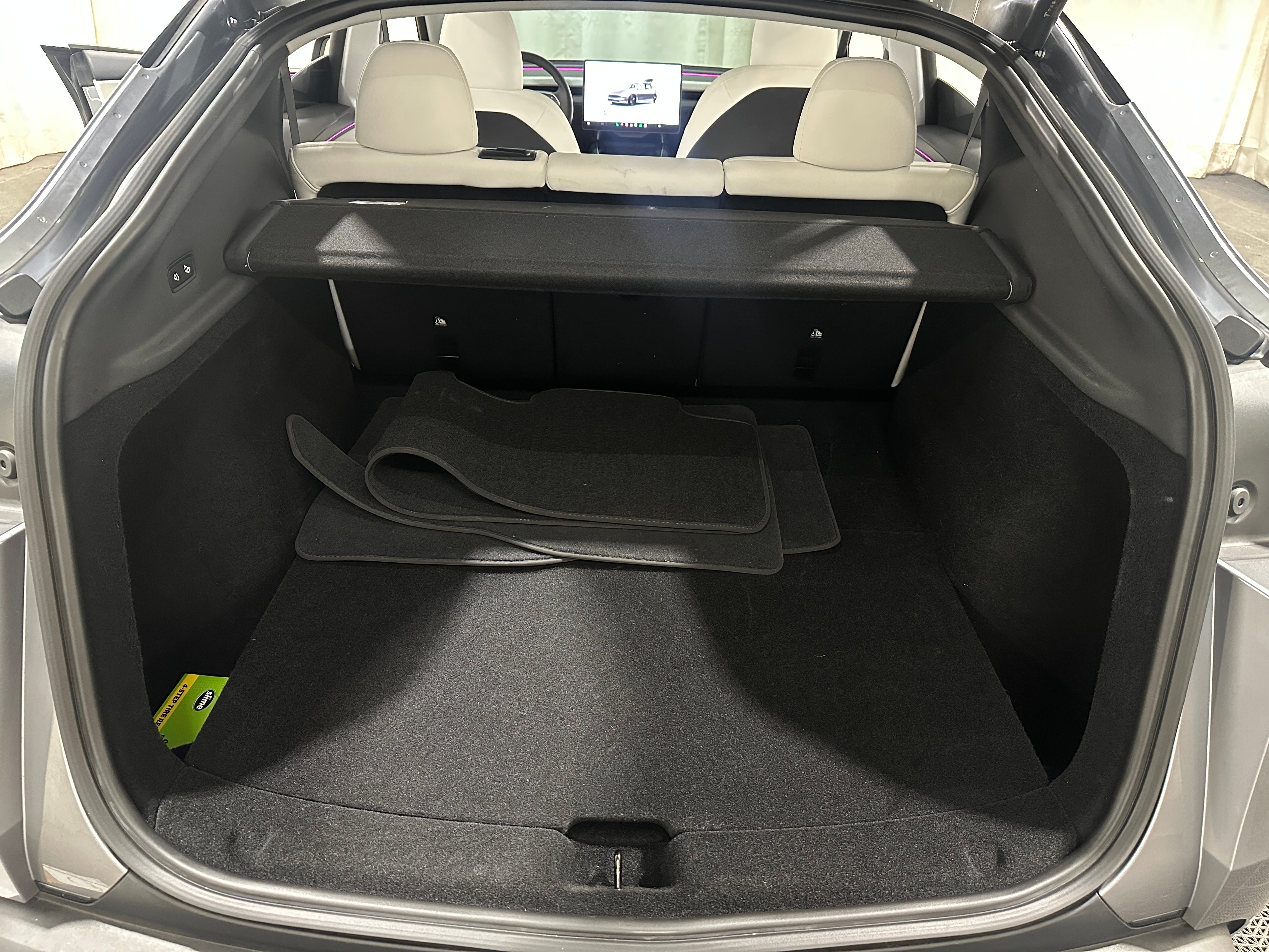 2026 Tesla Model Y Premium
