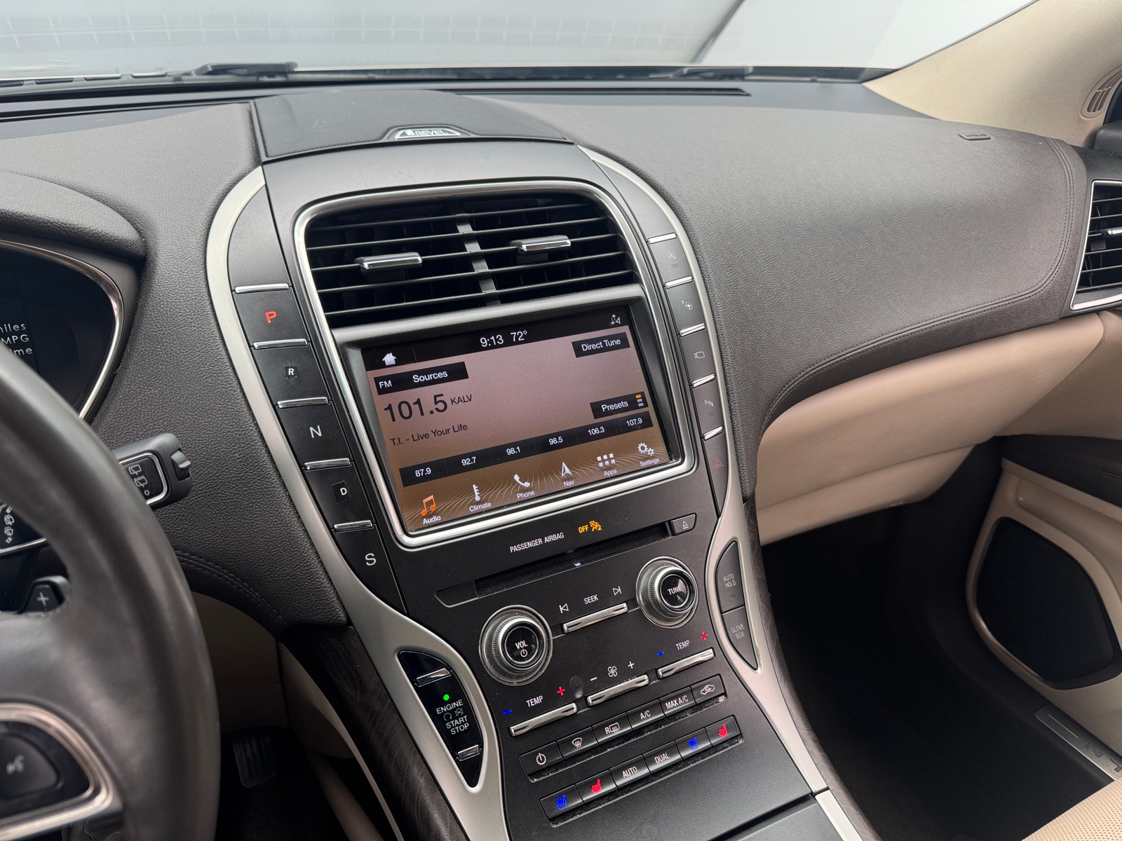 Thumbnail: 2019 Lincoln Nautilus - 3