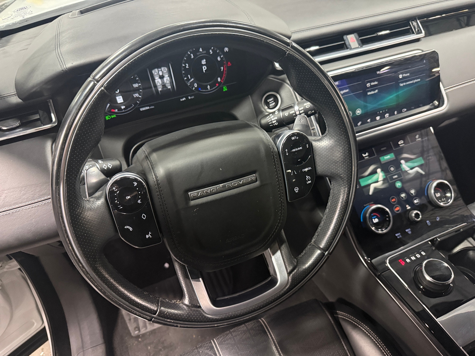 Thumbnail: 2018 Land Rover Range Rover Velar - 4