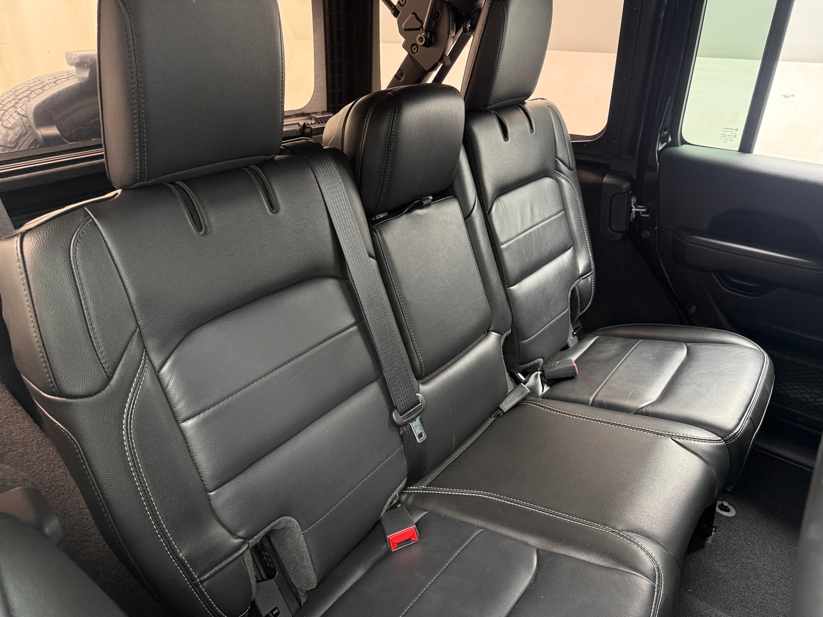 Thumbnail: 2021 Jeep Wrangler - 5