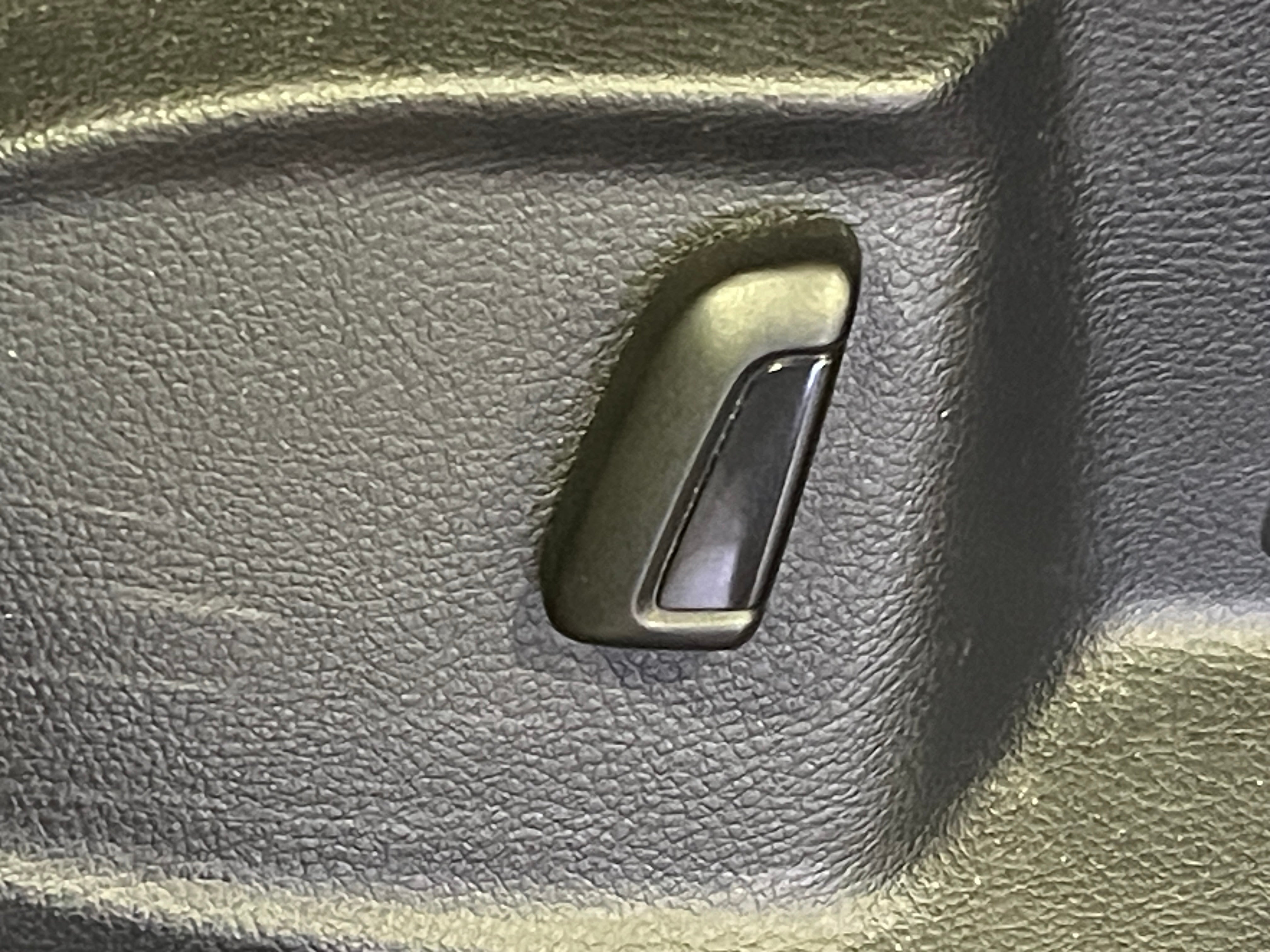 3VW6T7AU8KM013460