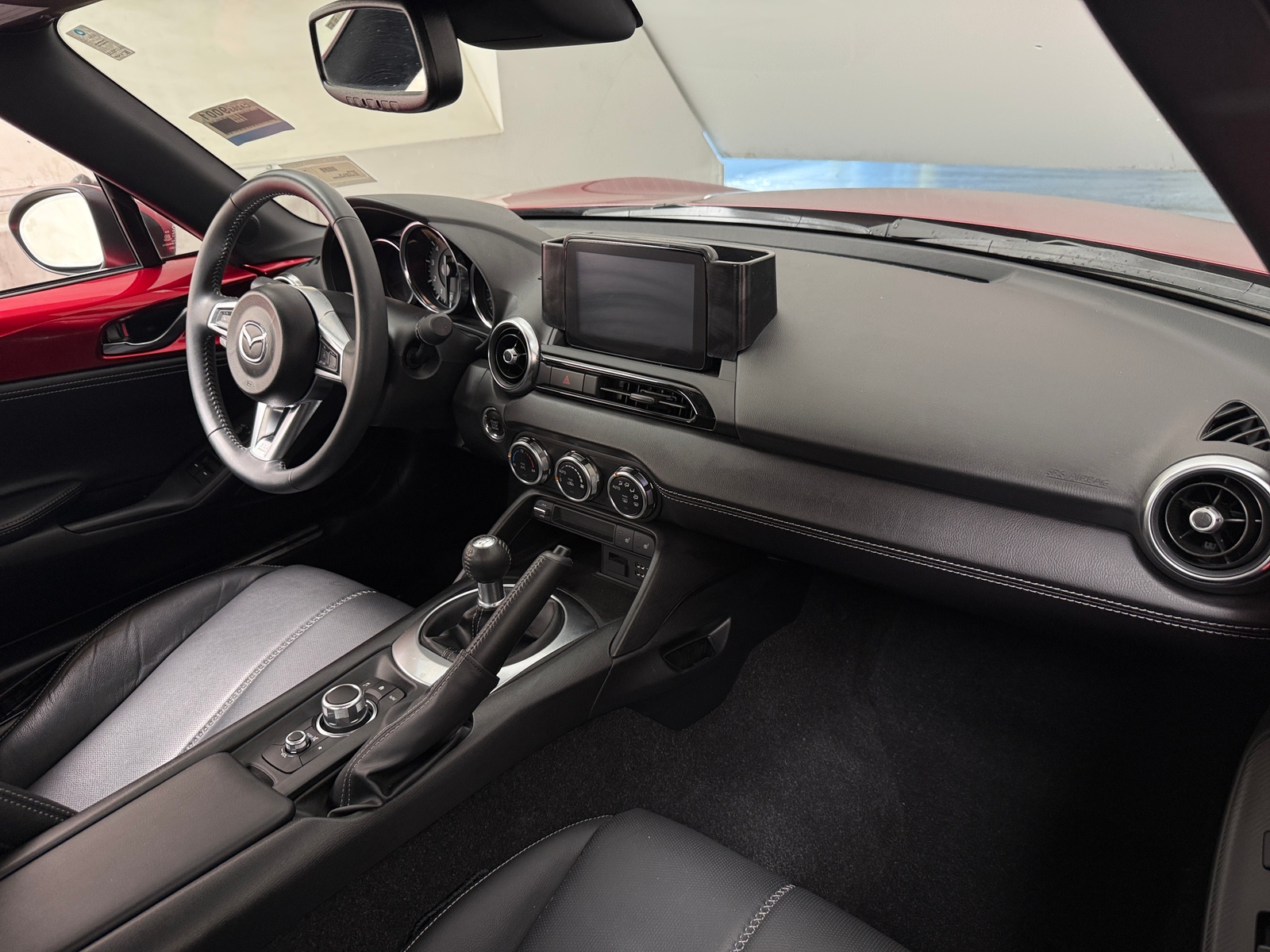 Thumbnail: 2021 Mazda MX-5 Miata - 2