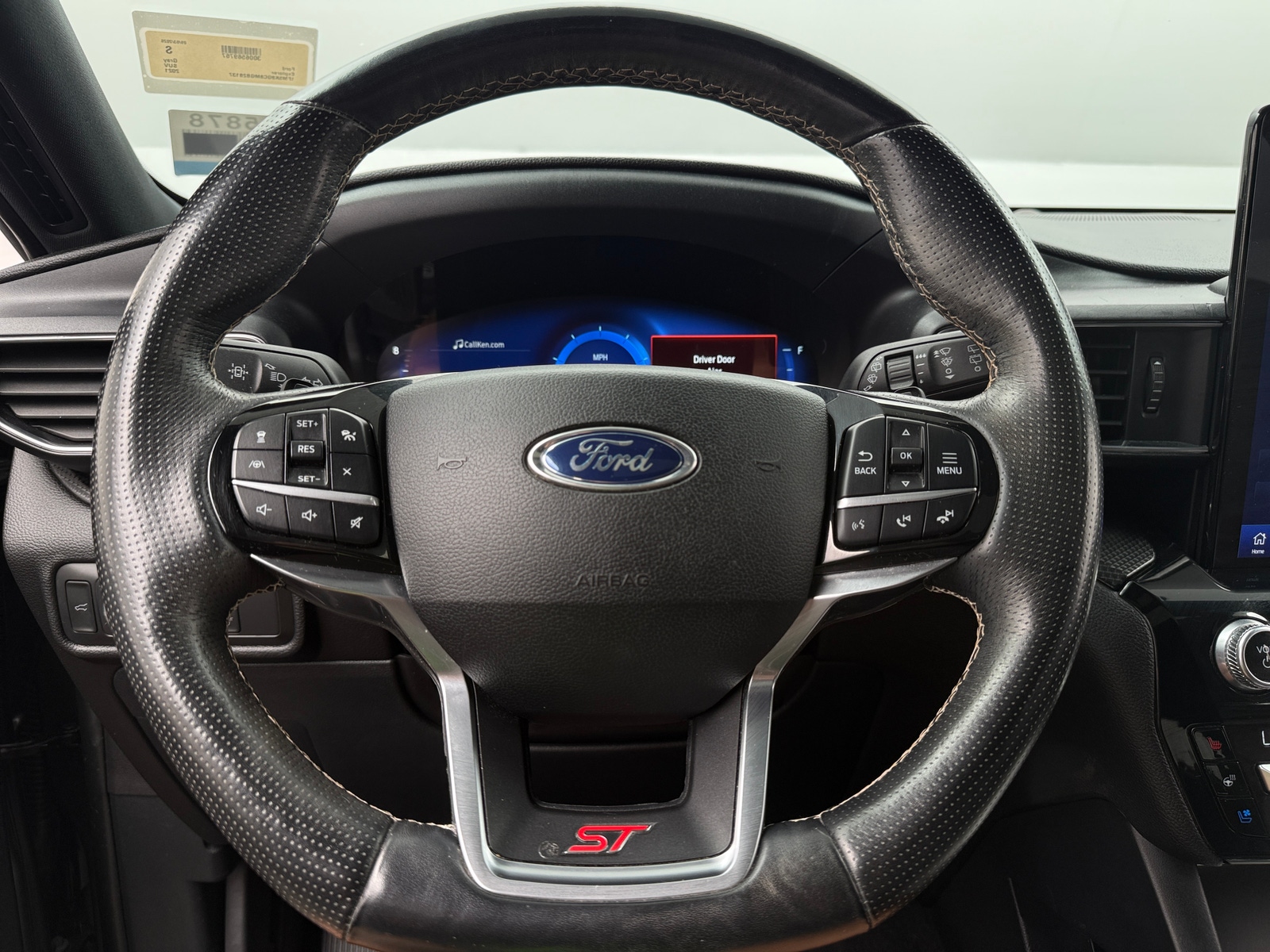 Thumbnail: 2021 Ford Explorer - 4