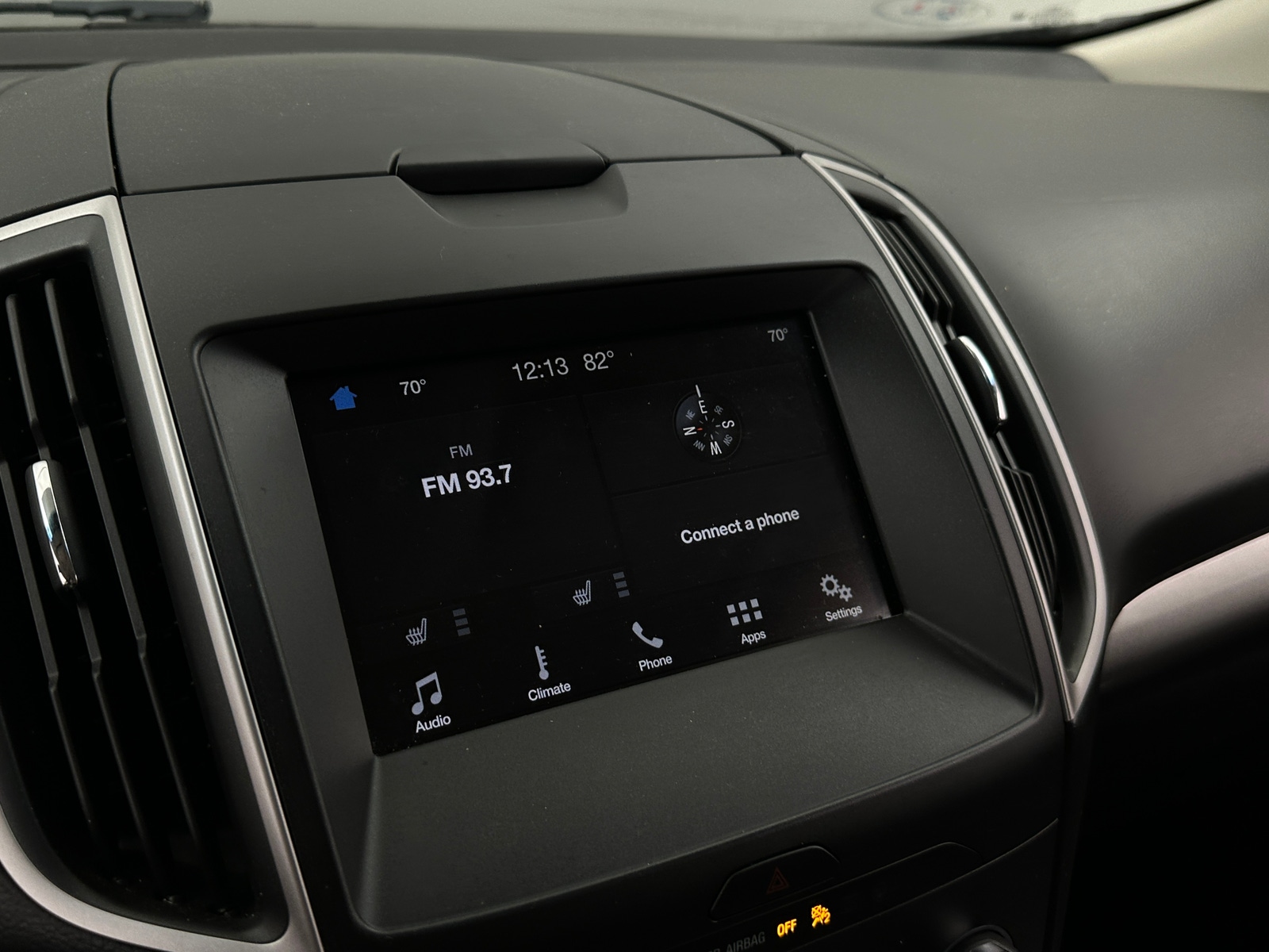 Thumbnail: 2019 Ford Edge - 3
