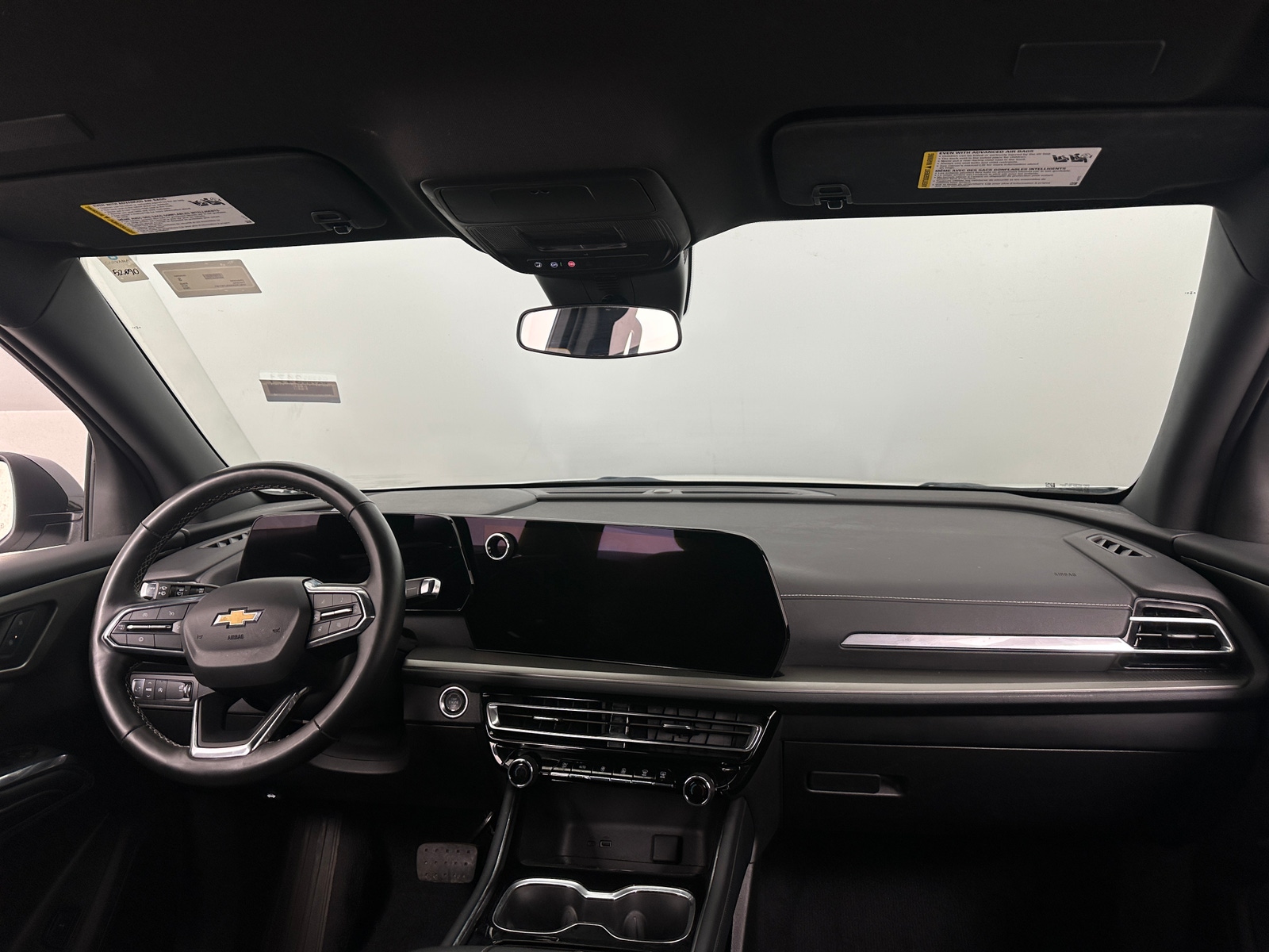 Thumbnail: 2025 Chevrolet Traverse - 2