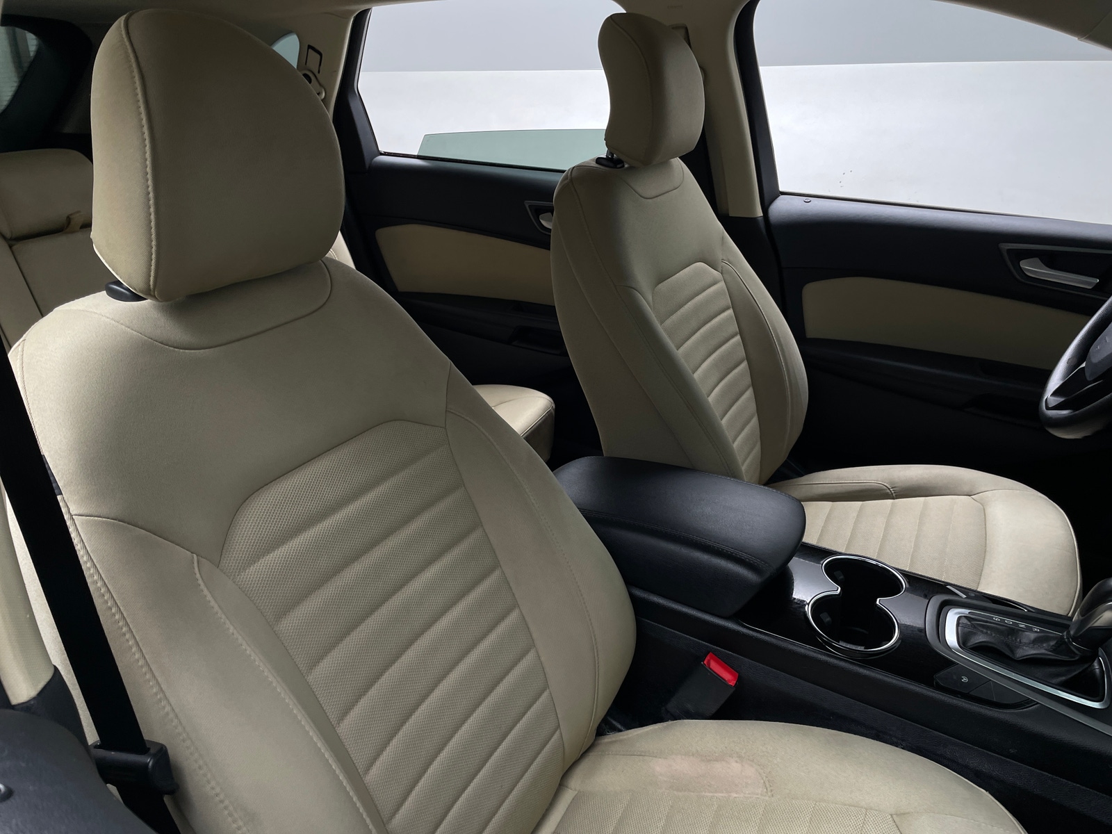 Thumbnail: 2016 Ford Edge - 2
