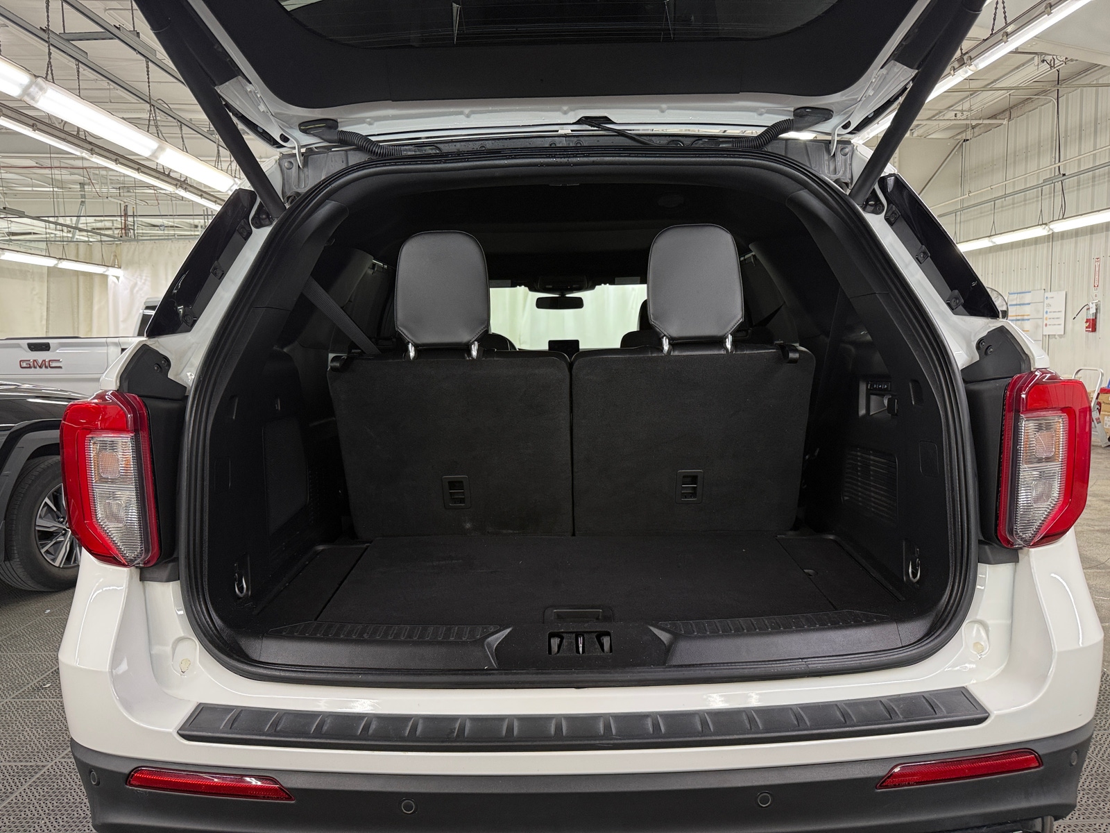 Thumbnail: 2024 Ford Explorer - 6