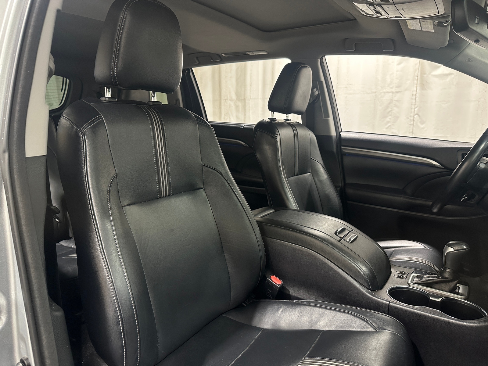 Thumbnail: 2017 Toyota Highlander - 2