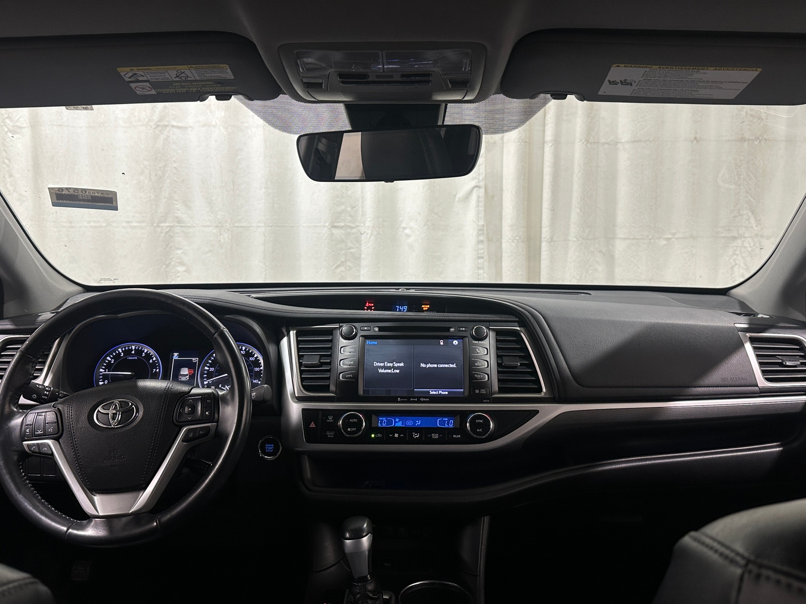 Thumbnail: 2017 Toyota Highlander - 3