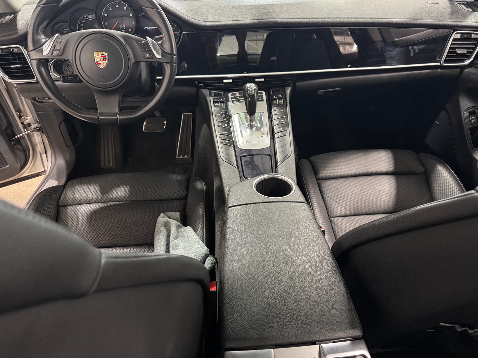 Thumbnail: 2012 Porsche Panamera - 3