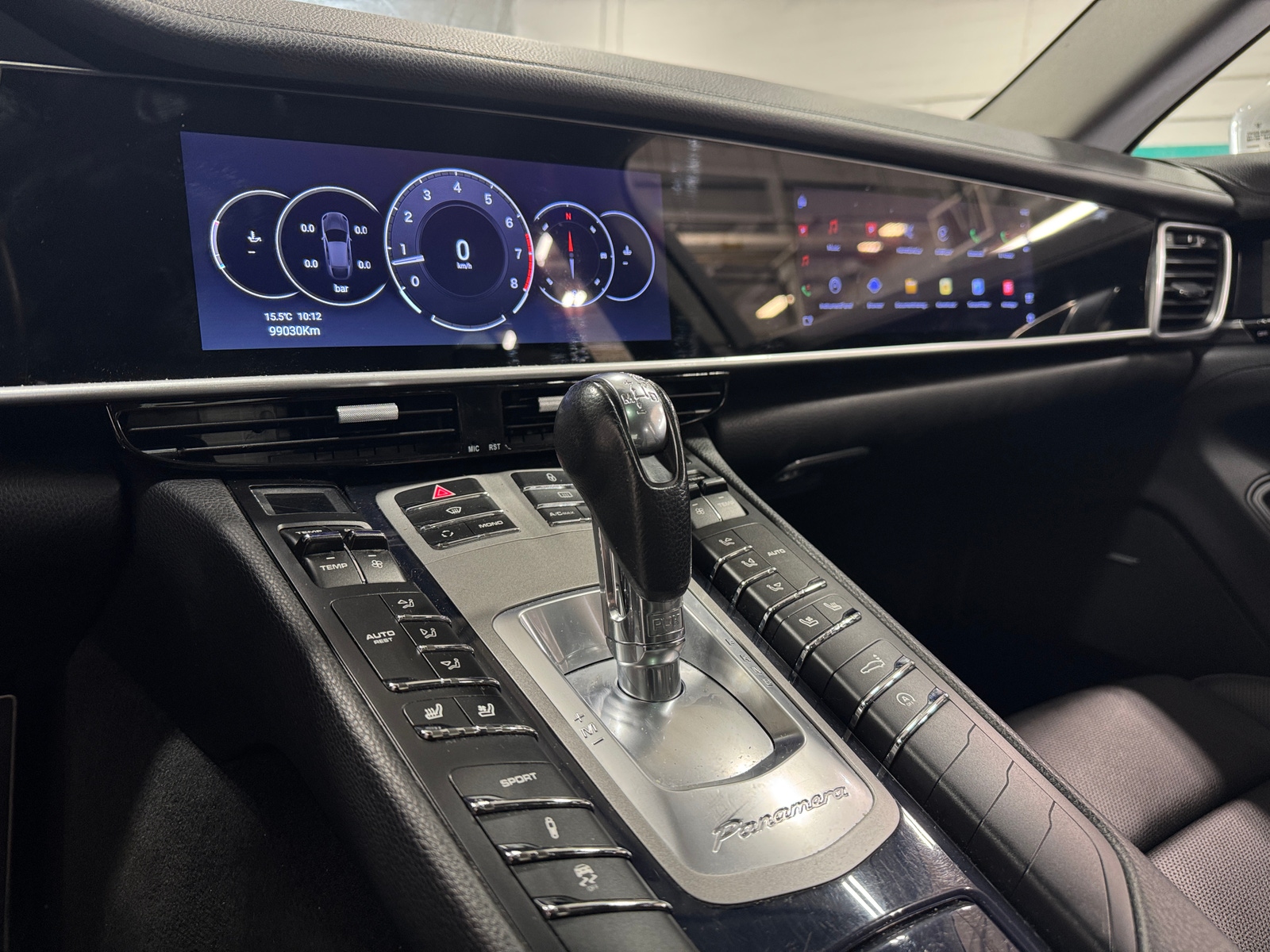 Thumbnail: 2012 Porsche Panamera - 4
