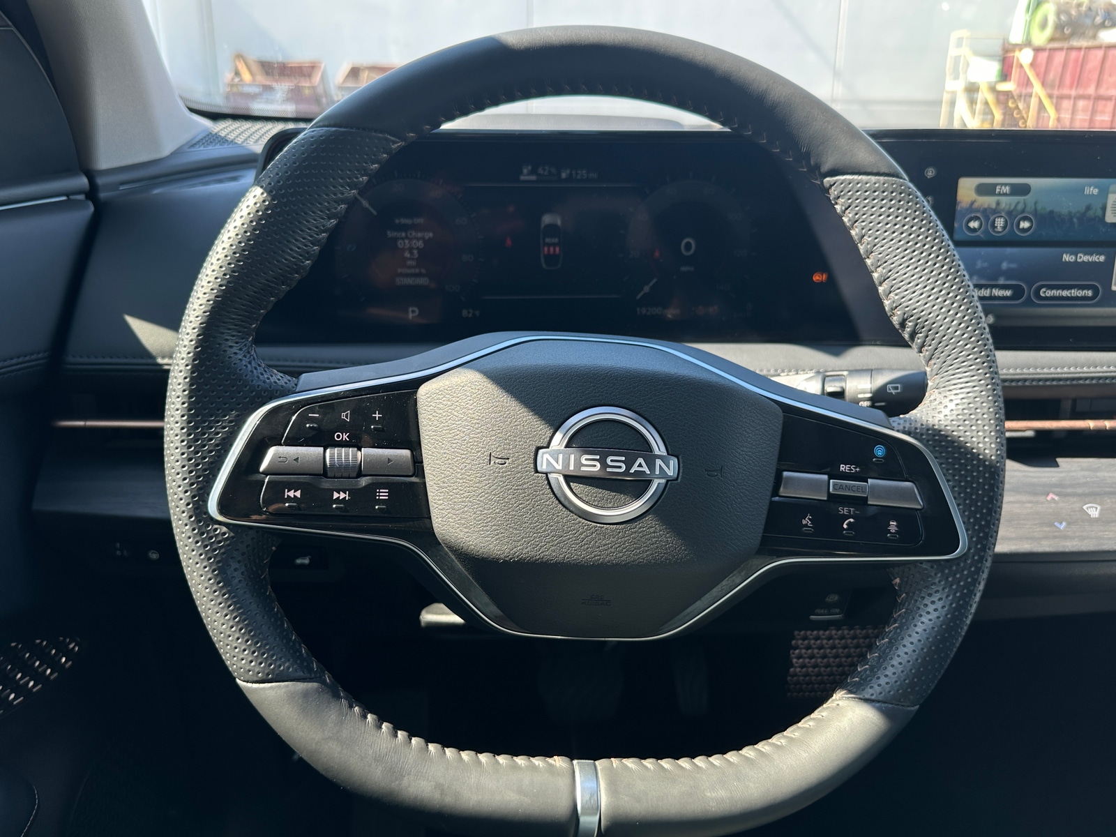 Thumbnail: 2024 Nissan Ariya - 4