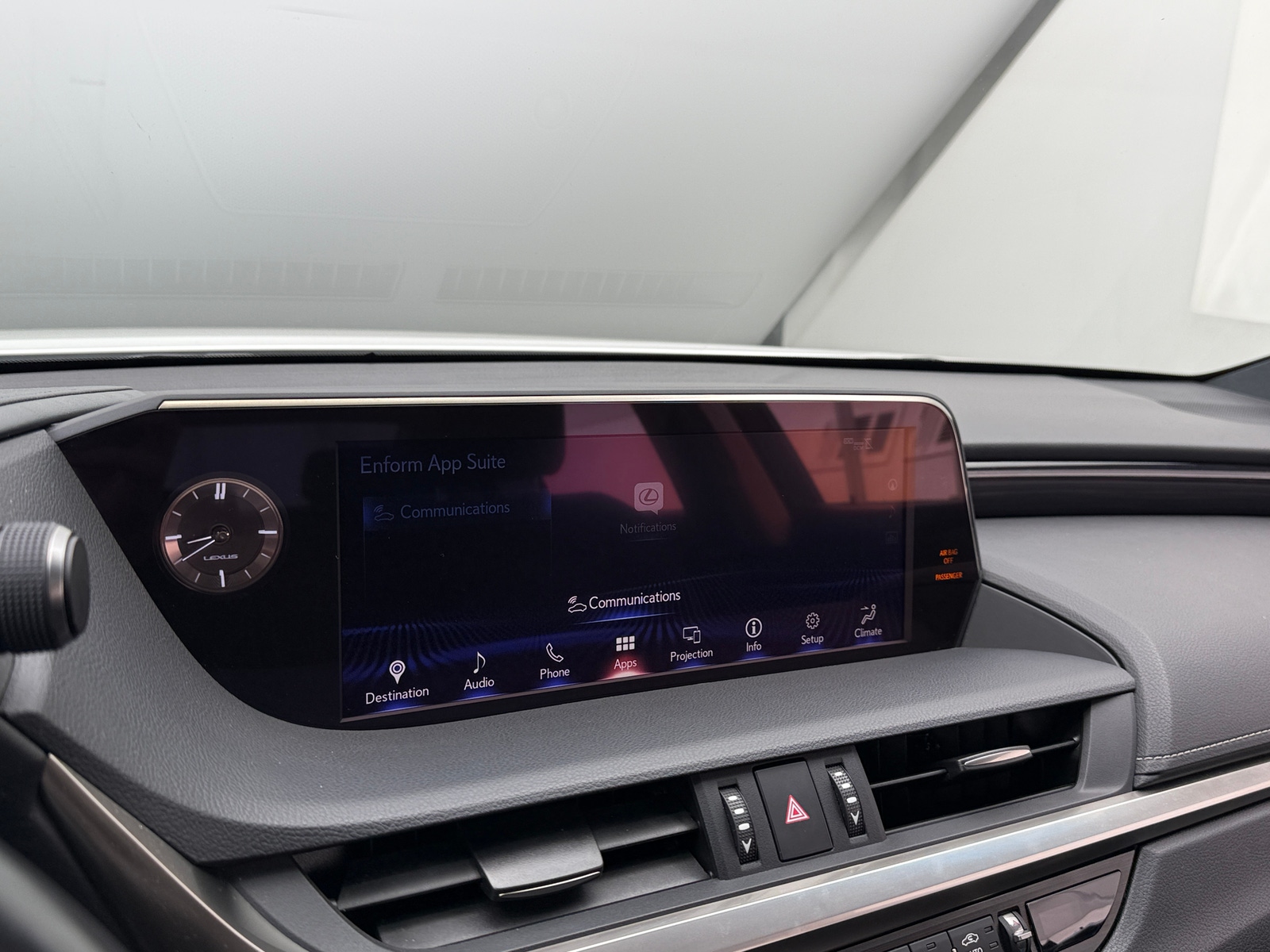 Thumbnail: 2019 Lexus ES - 4