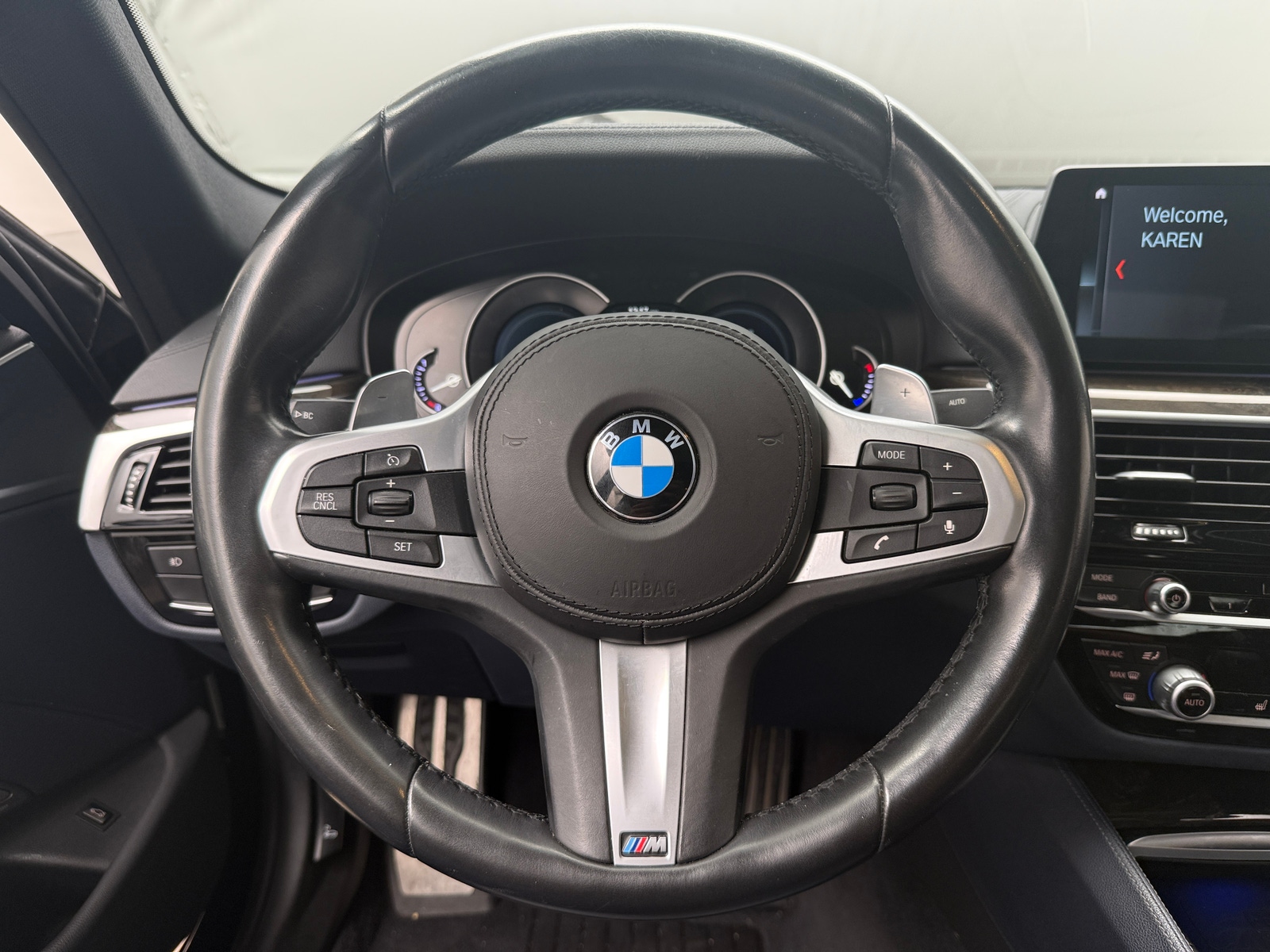 Thumbnail: 2017 BMW 5 Series - 5