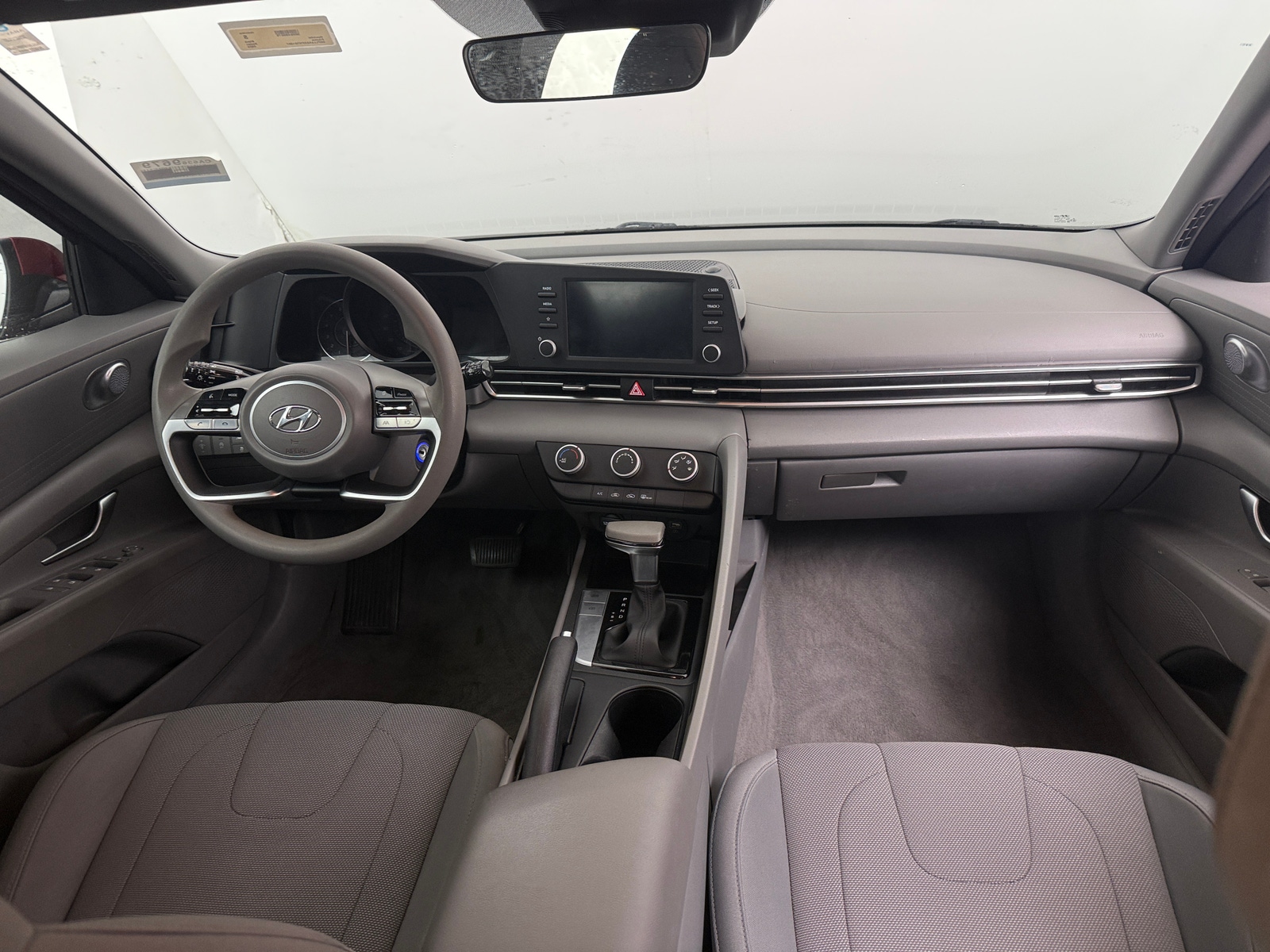 Thumbnail: 2023 Hyundai Elantra - 3