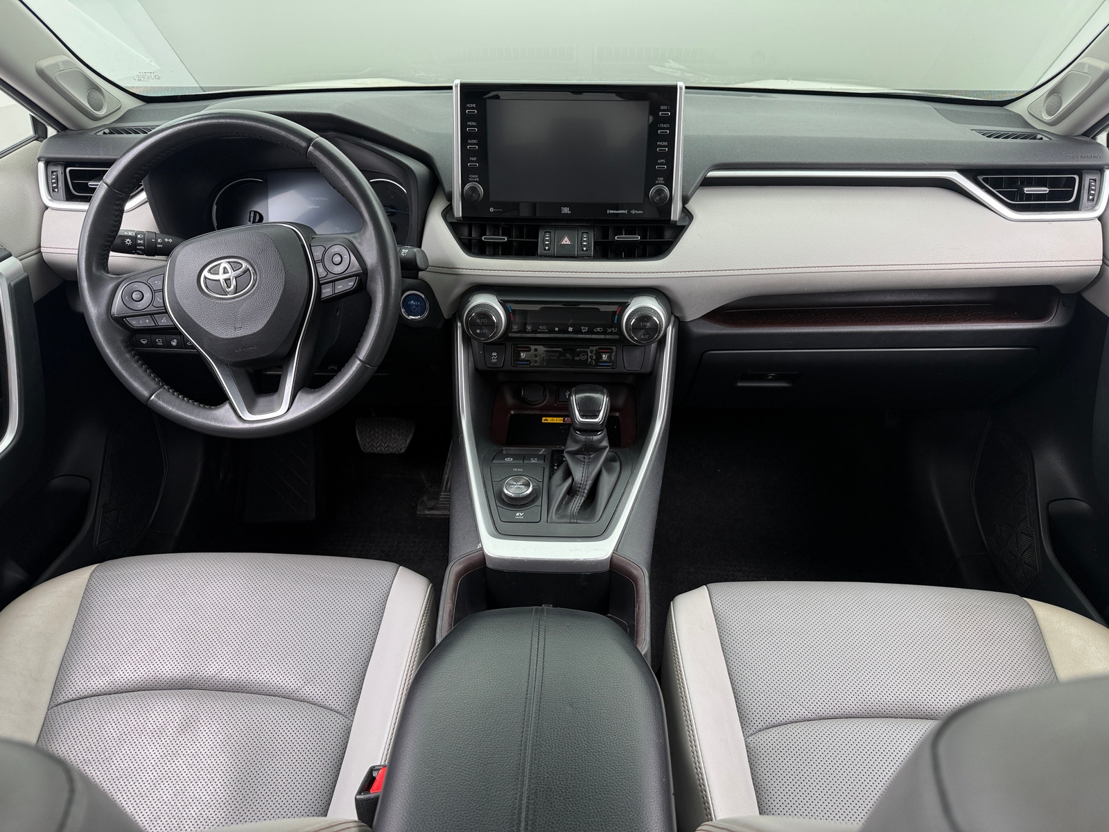 Thumbnail: 2022 Toyota RAV4 - 3