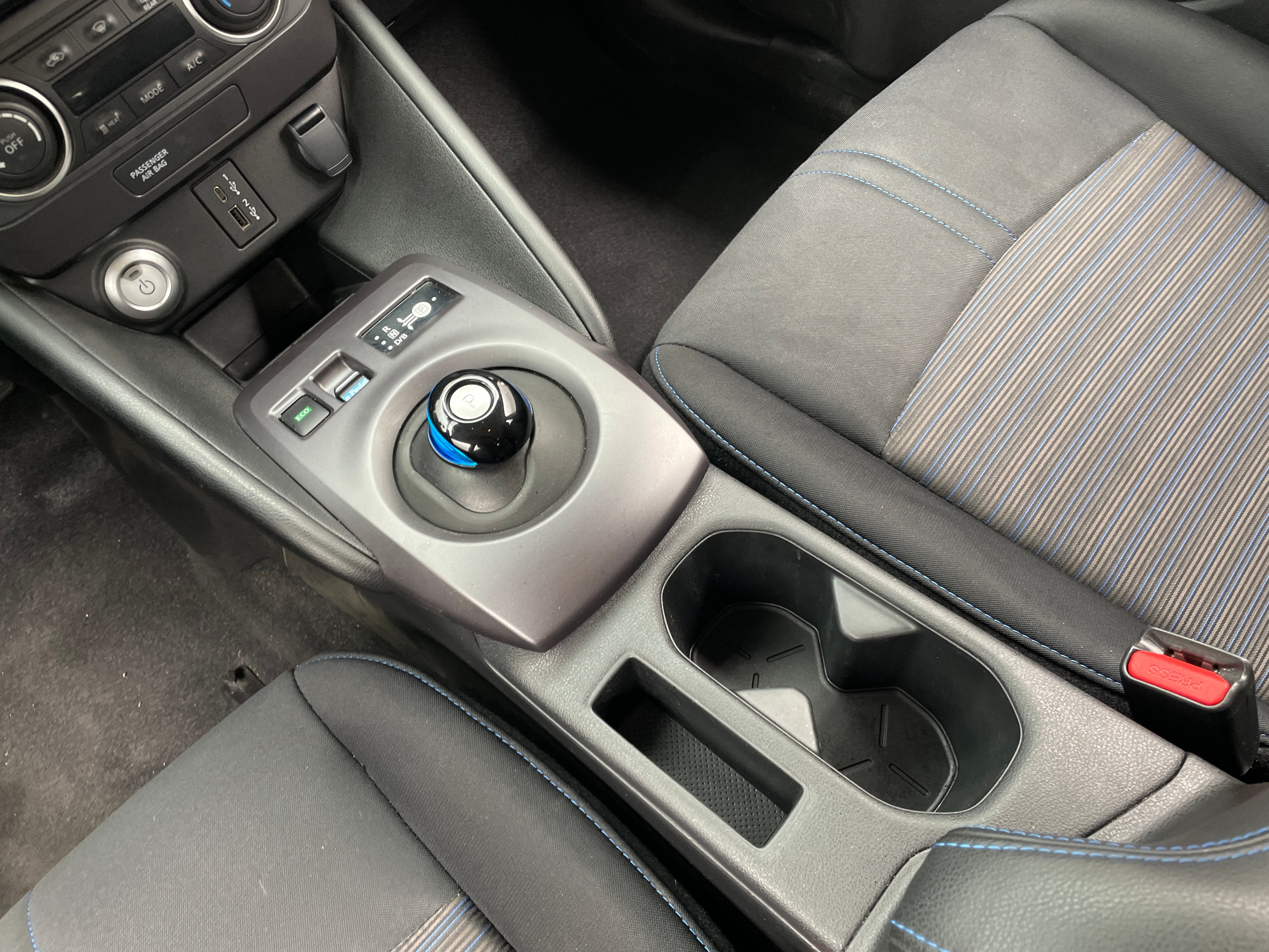 2025 Nissan Leaf S