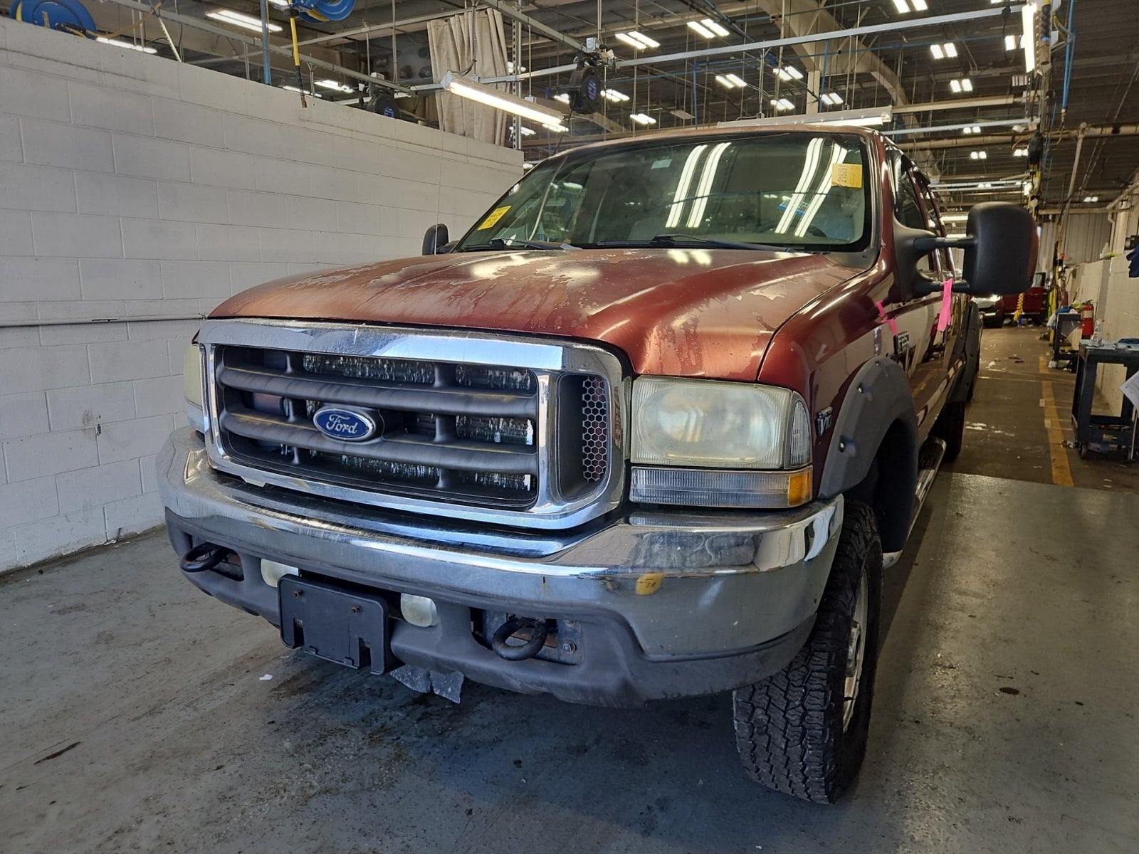 2004 Ford F-250 Crew Cab 156" XL 4WD