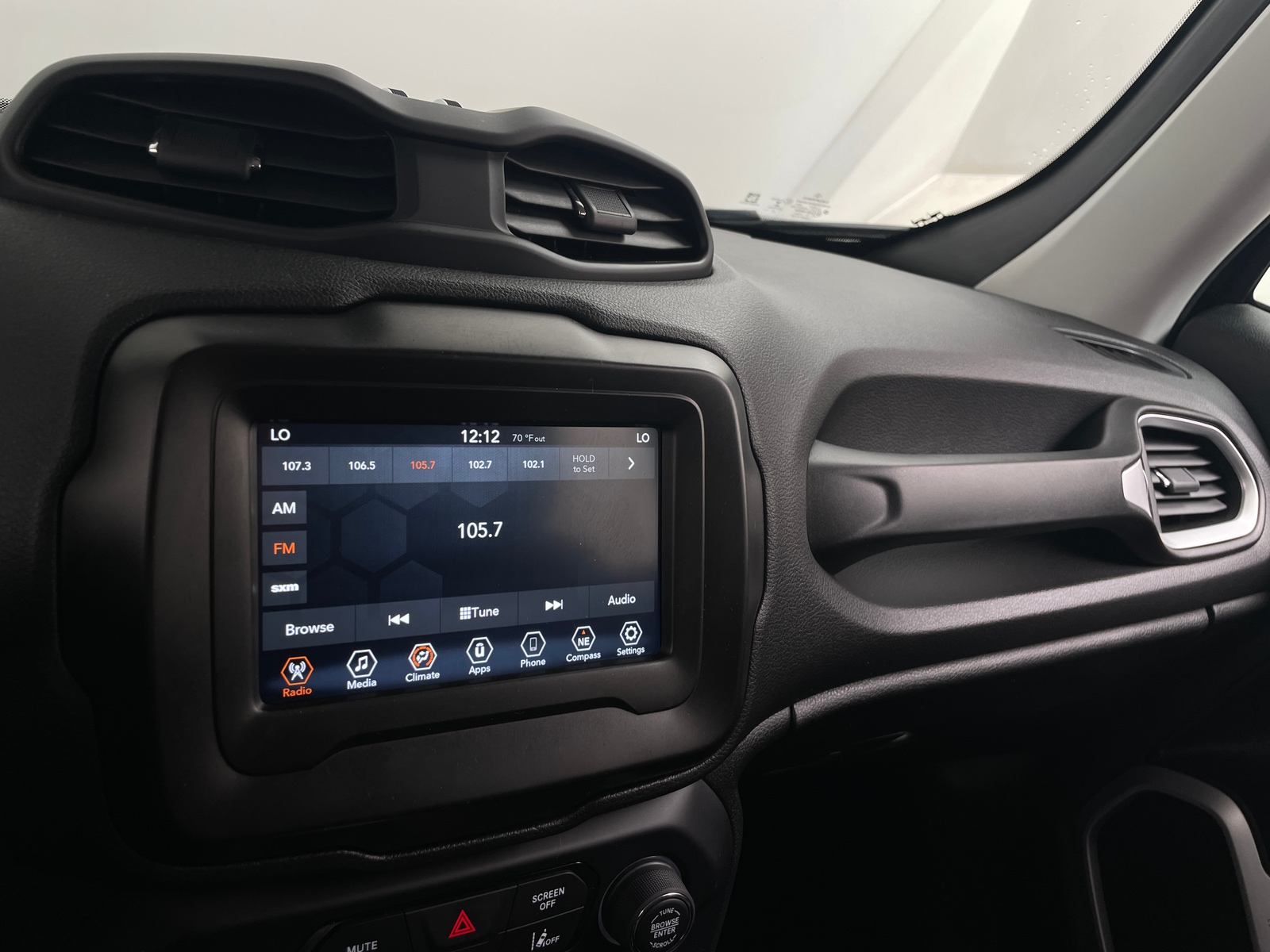 Thumbnail: 2021 Jeep Renegade - 4