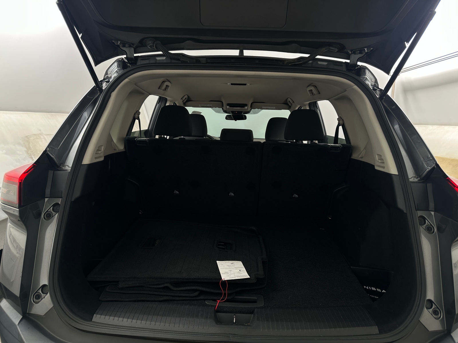 Thumbnail: 2023 Nissan Rogue - 7