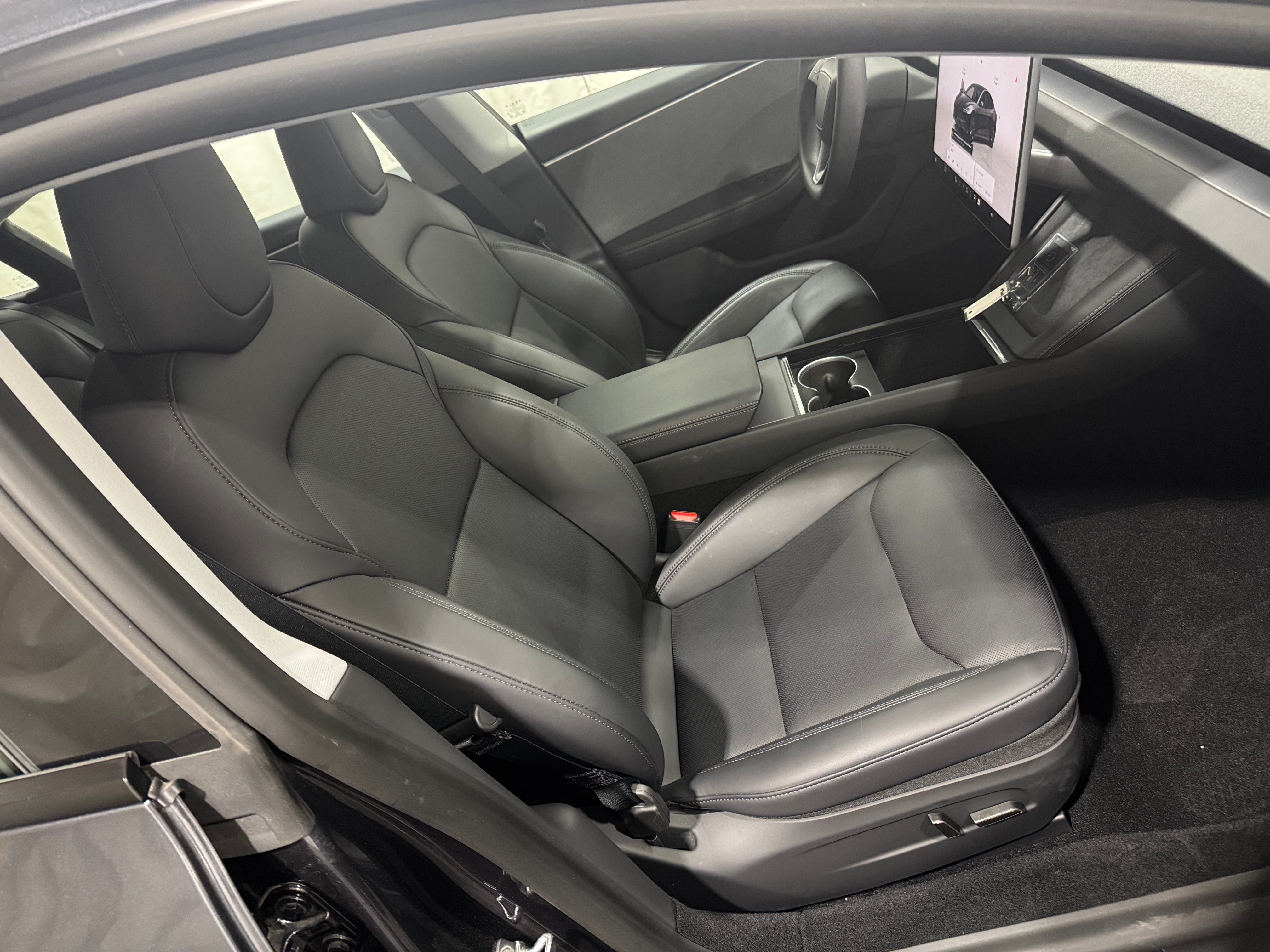 Used 2025 Tesla Model 3 Long Range with VIN 5YJ3E1EA7SF973807 for sale in Auburn, WA