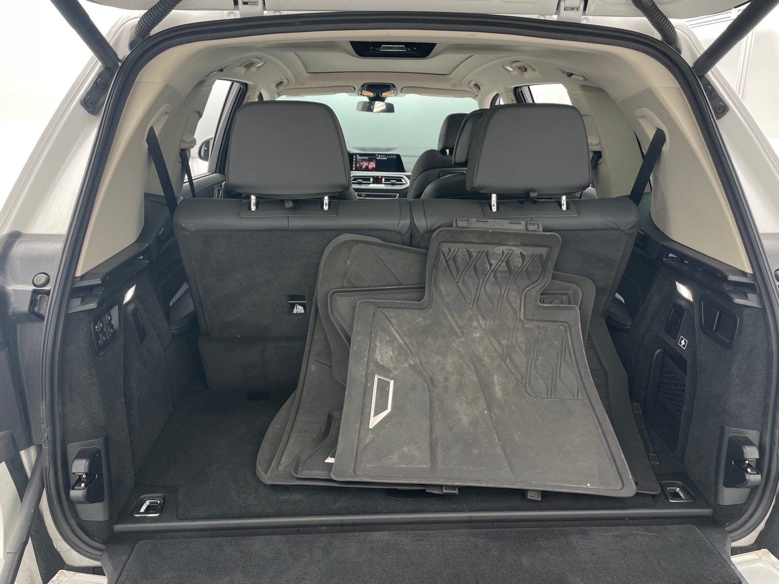 Thumbnail: 2020 BMW X7 - 6