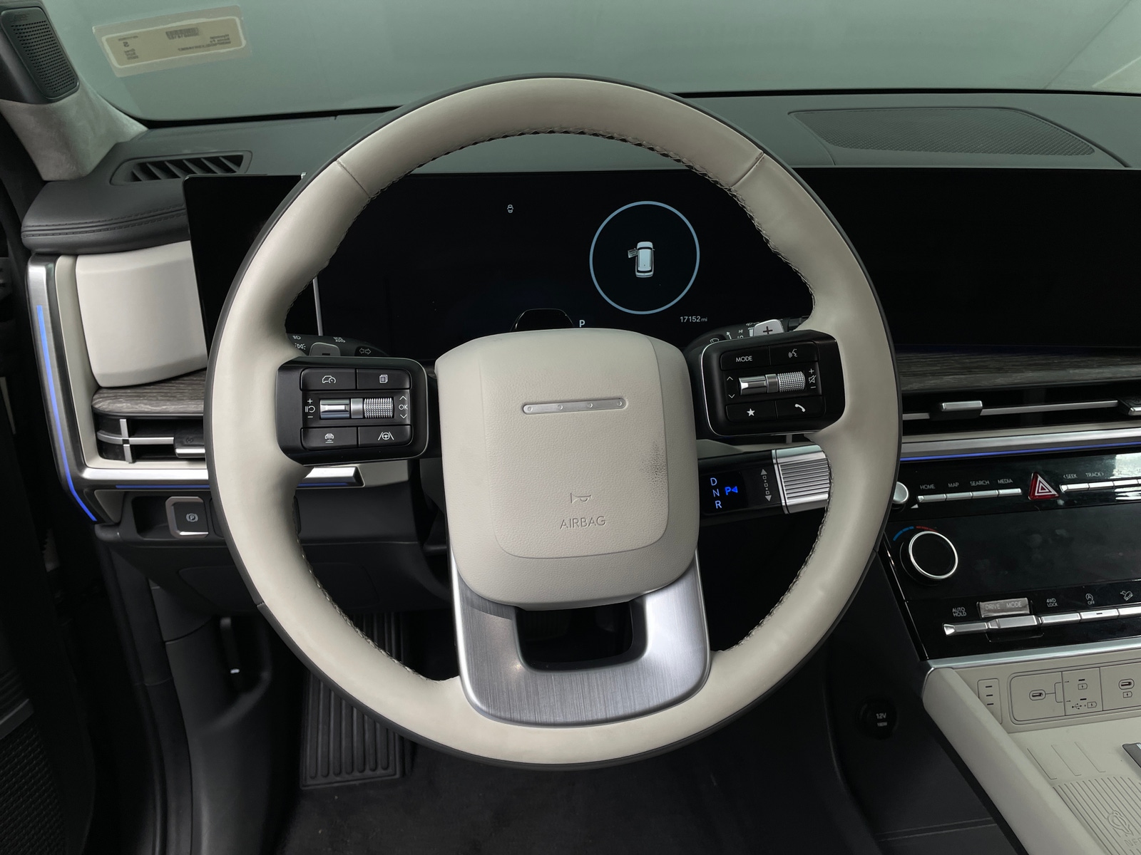 Thumbnail: 2025 Hyundai Santa Fe - 4