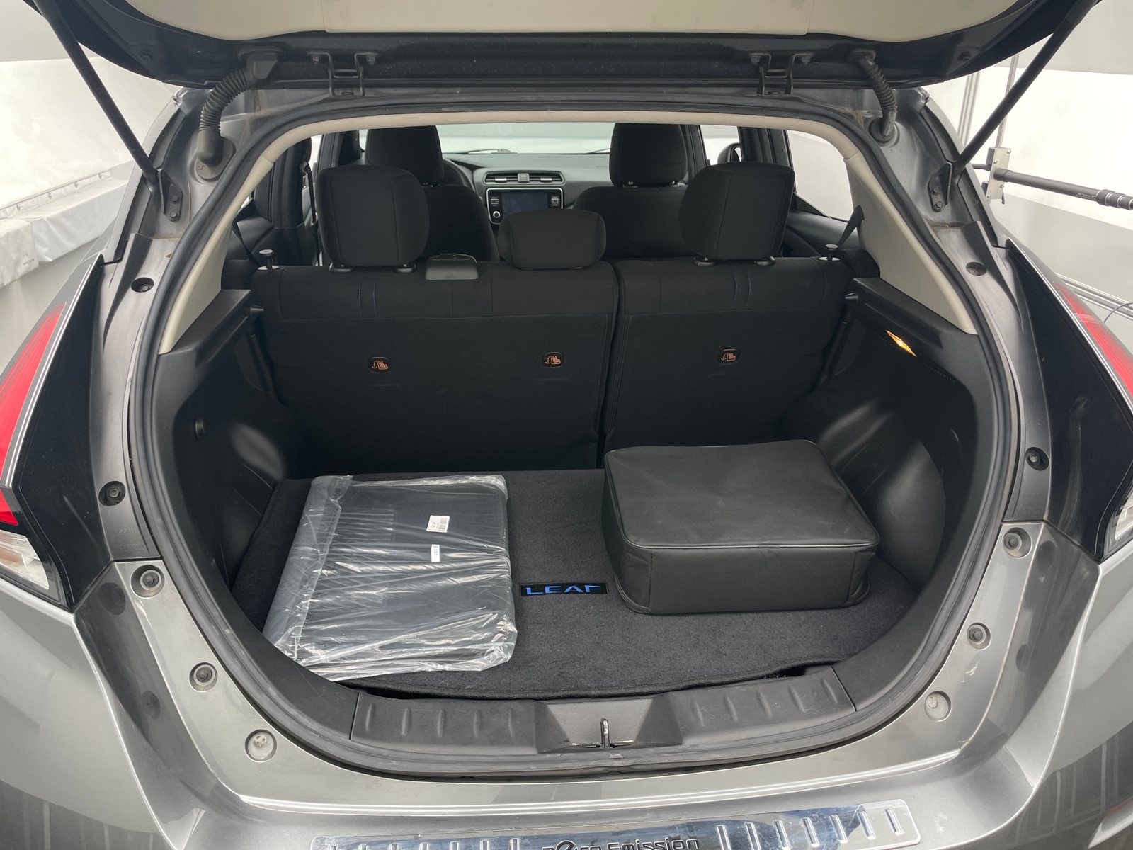 Thumbnail: 2021 Nissan Leaf - 7