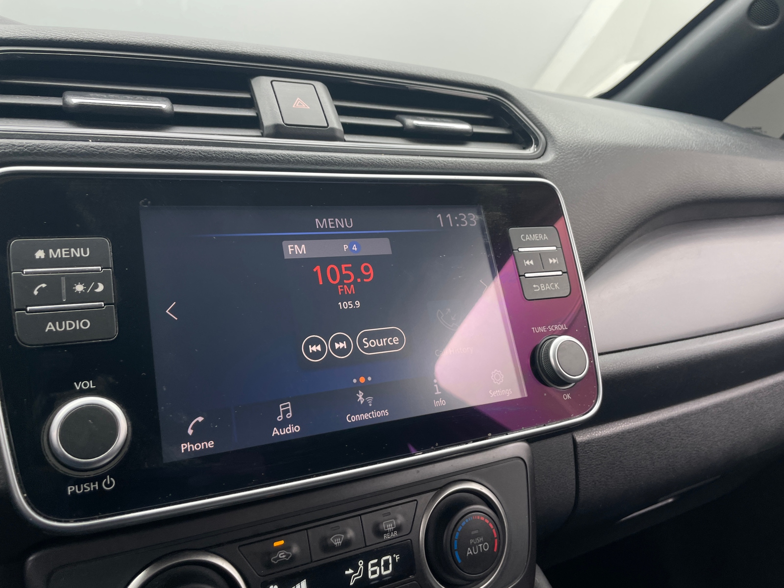 Thumbnail: 2021 Nissan Leaf - 4