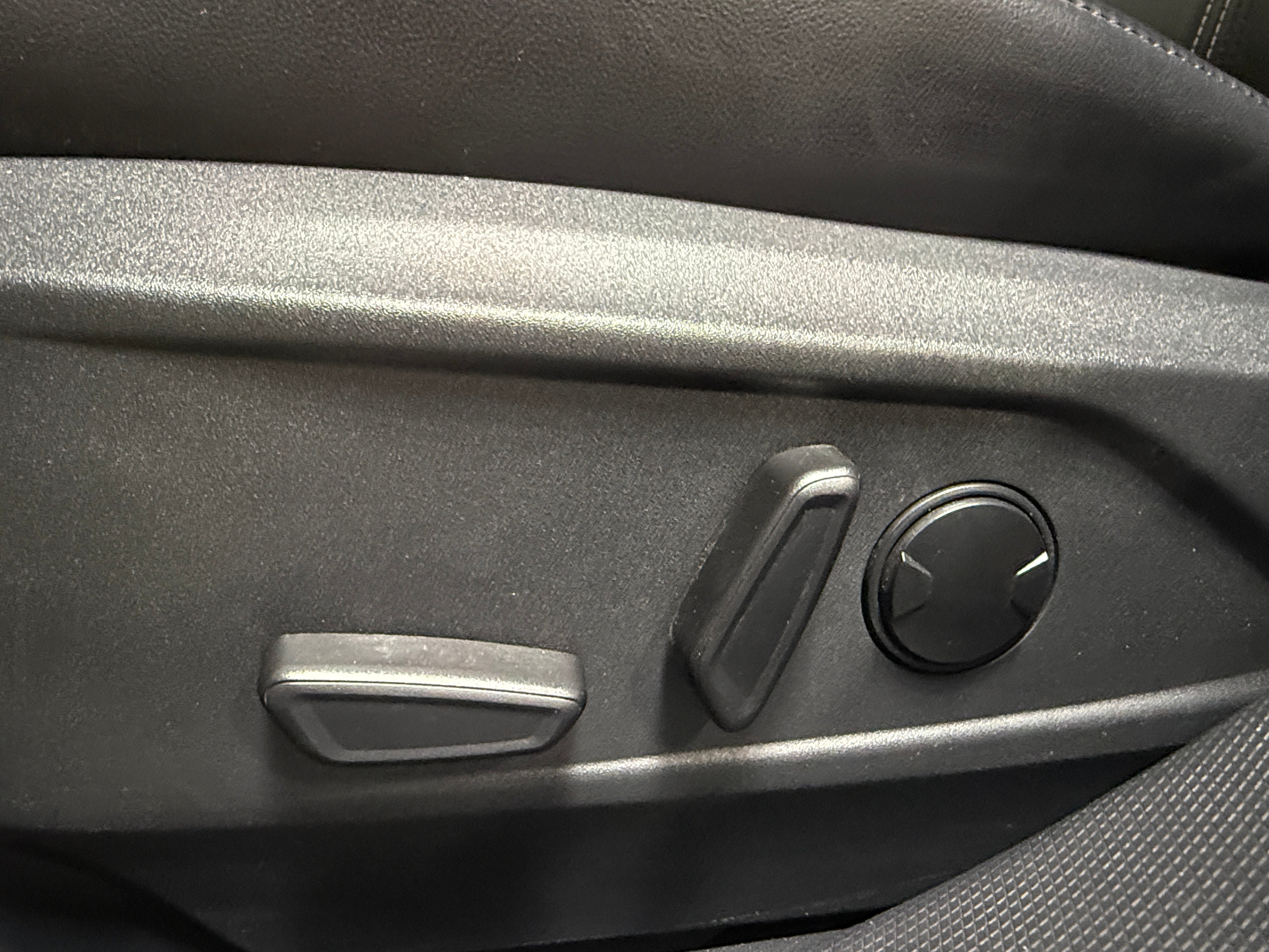 2023 Ford Mustang MACH-E Select, photo 11